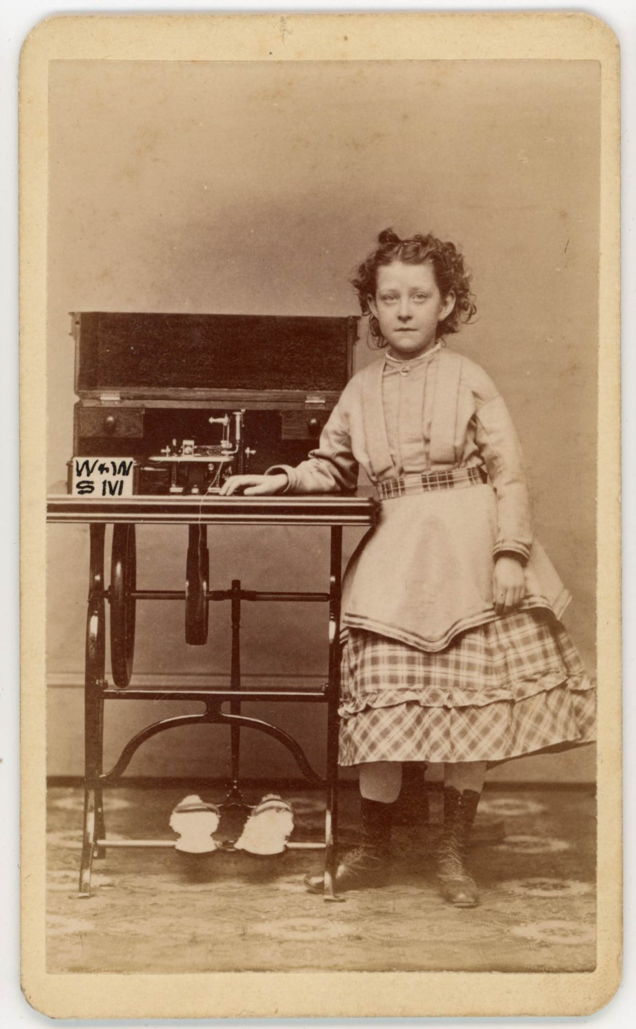 CDV, Girl with Wheeler & Wilson Sewing Machine, Newell, NH (1 of 2)