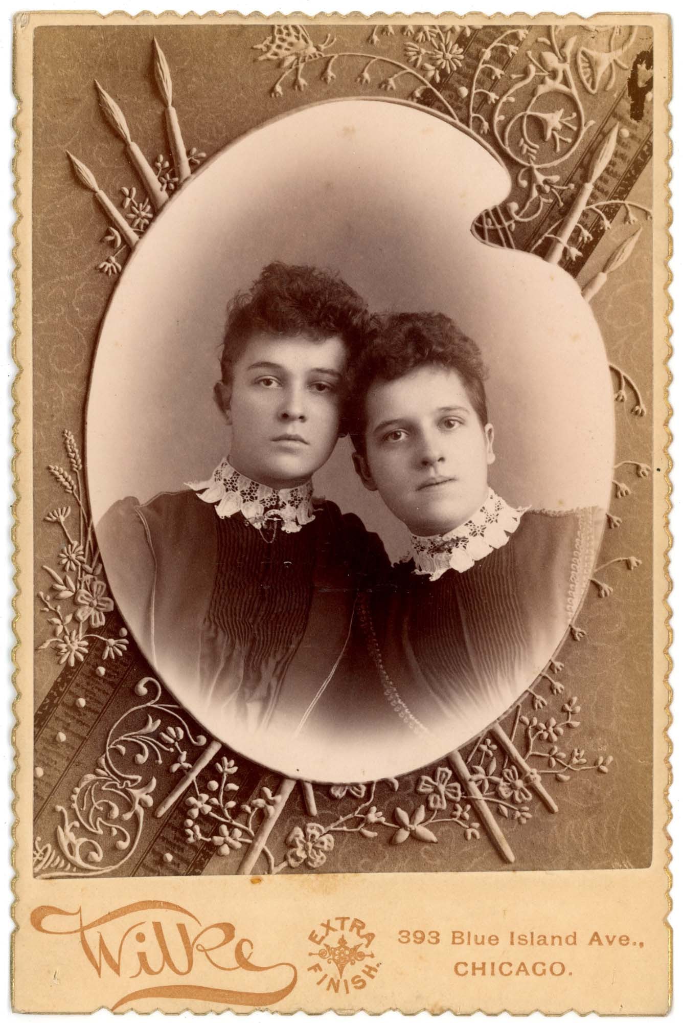 Cabinet Card, Two Young Women, Wilke, Chicago, 1889 (1 of 2)