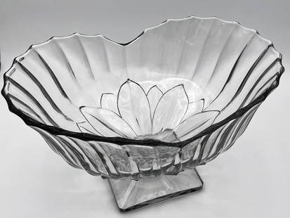 Art Deco Crystal Bowl with Base: Art Deco Style Crystal Bowl, Oval shape with square base.