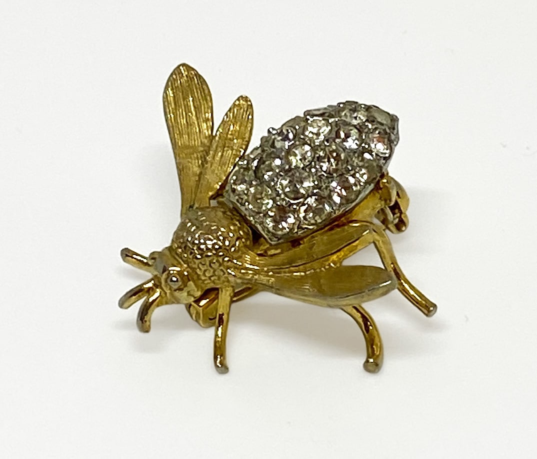 Joan Rivers Beautiful Bee Crystal Goldtone Brooch (1 of 2)