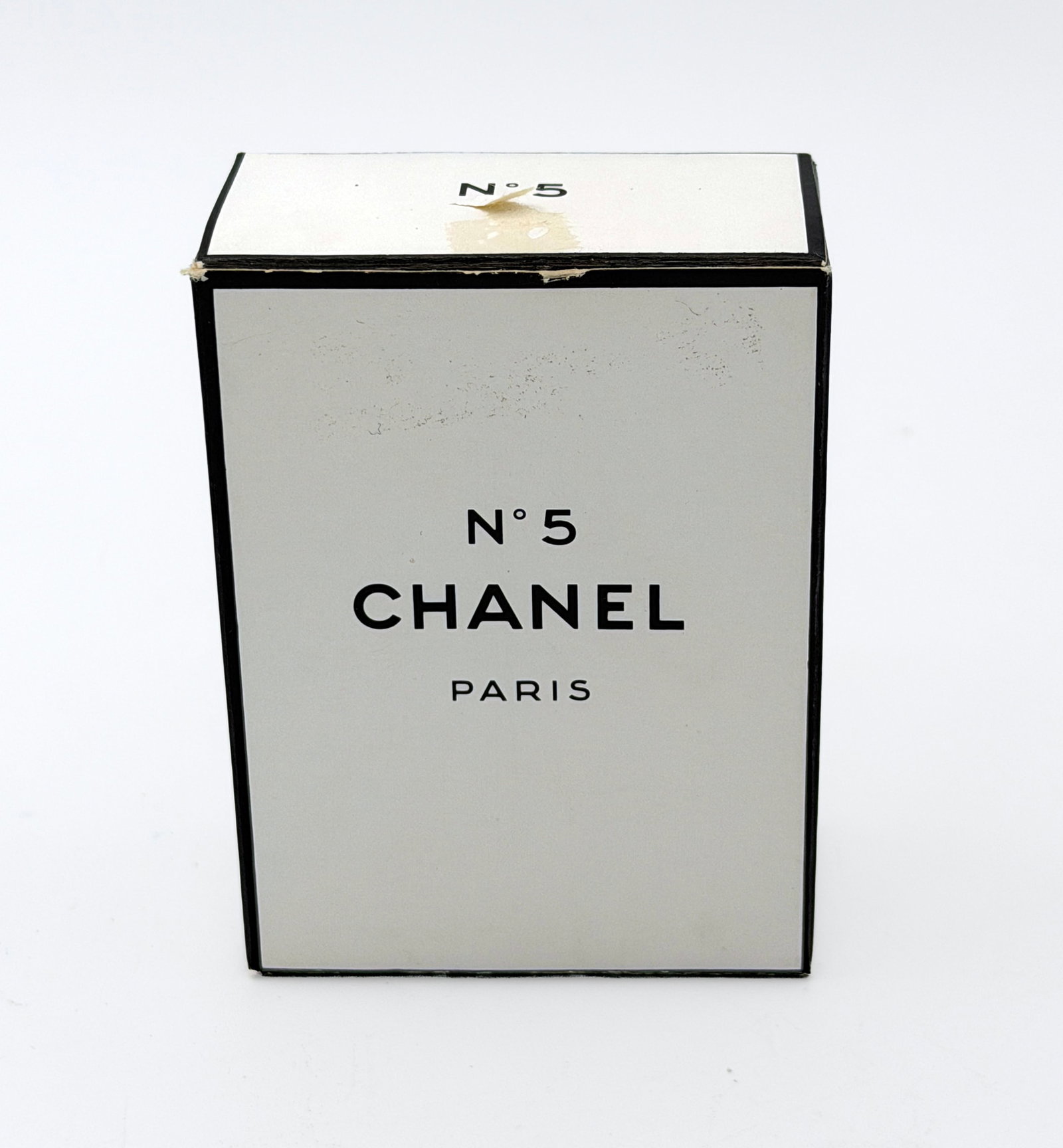 Vintage RARE Chanel No5 1oz NIB sealed perfume: RARE Vintage sealed in box original formula Chanel No 5 perfume 1oz Extrait P.M. No. 201 Bottom of bottle is marked CHANEL.