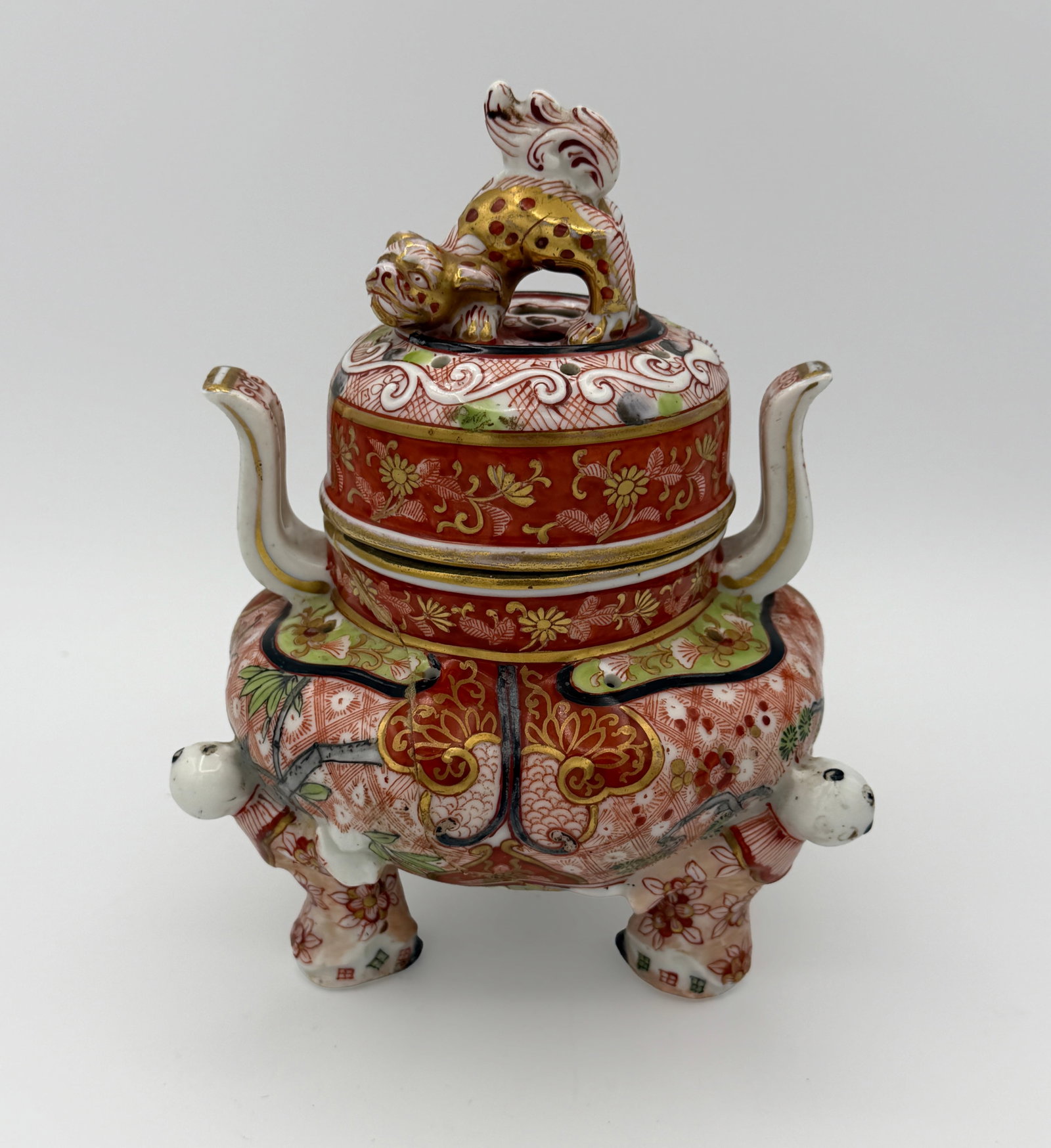 German 1930s Aerozon Incense Burner: Aerozon D.R.G.DN Incense burner, also known as a smoke consumer (Rauchverzehrer). Produced primarily during the 1930s and 1940s, designed to diffuse perfume fragrance and often featured far east motif