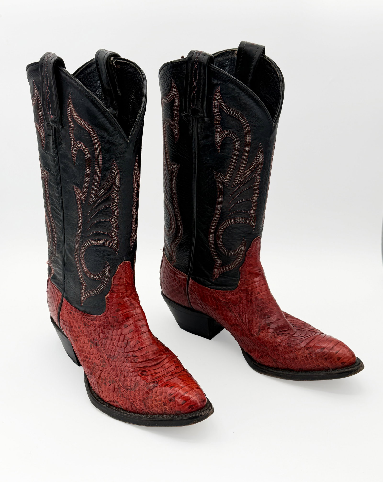 Tony Lama Snakeskin Leather Black Red Boots: Vintage Tony Lama Russell Viper red and black python snakeskin cowboy boots. Excellent condition. Small womens size 6M