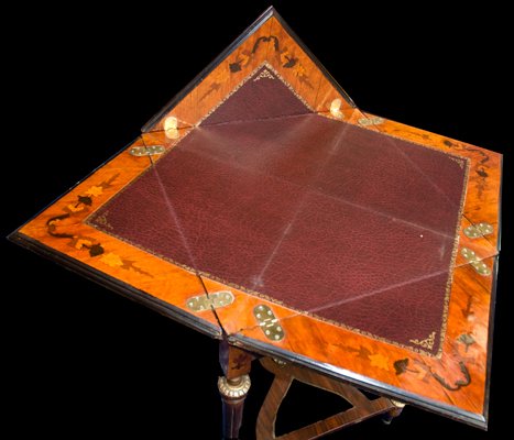 Very nicely inlaid Folding Table - 2