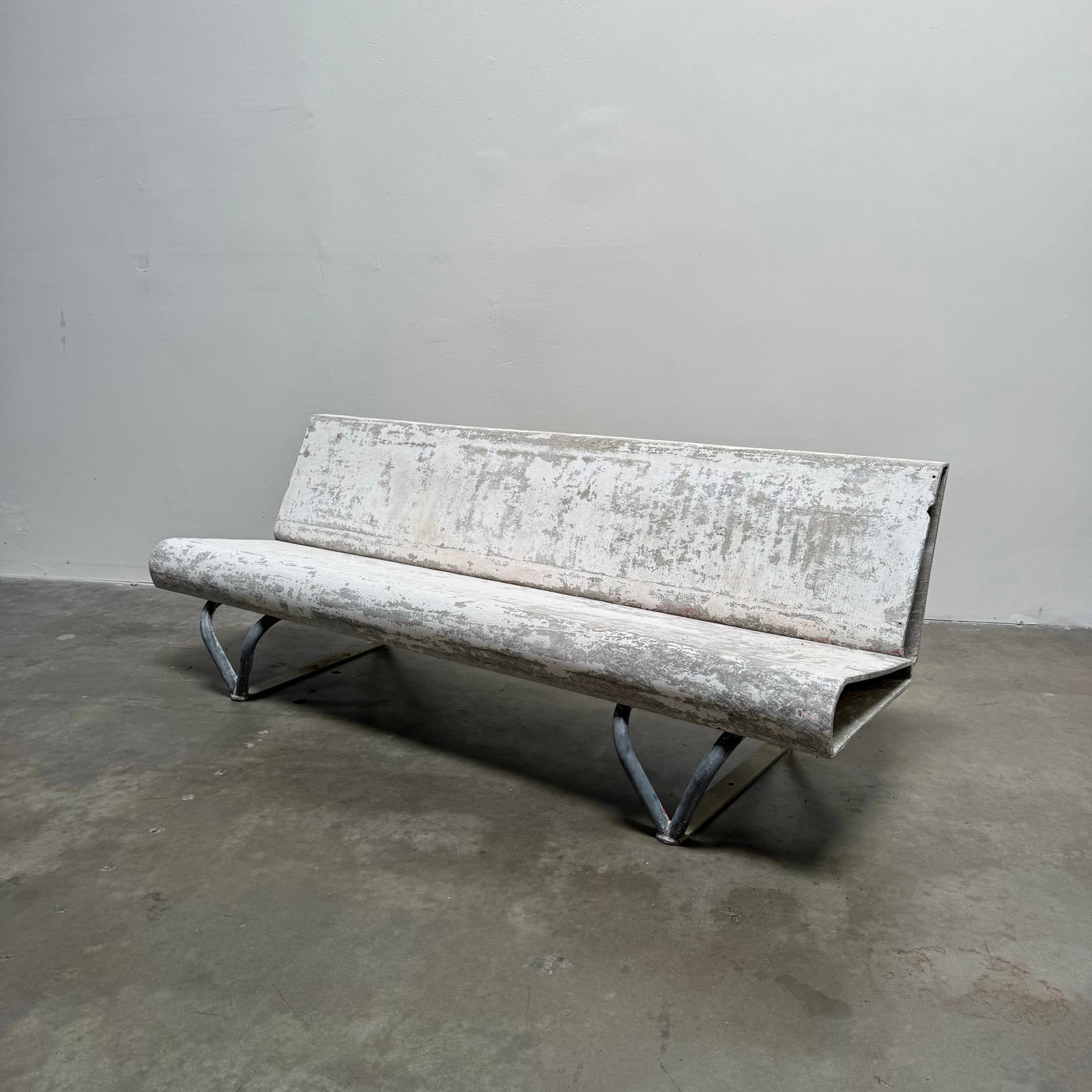 Andre Lasserre Bench, Switzerland circa 1960: Beautiful bench designed by Swiss sculptor Andre Lasserre circa 1960 and manufactured by Eternit, Switzerland. Used during the Swiss National Exhibition in 1964, the seat and backrest is made from fib