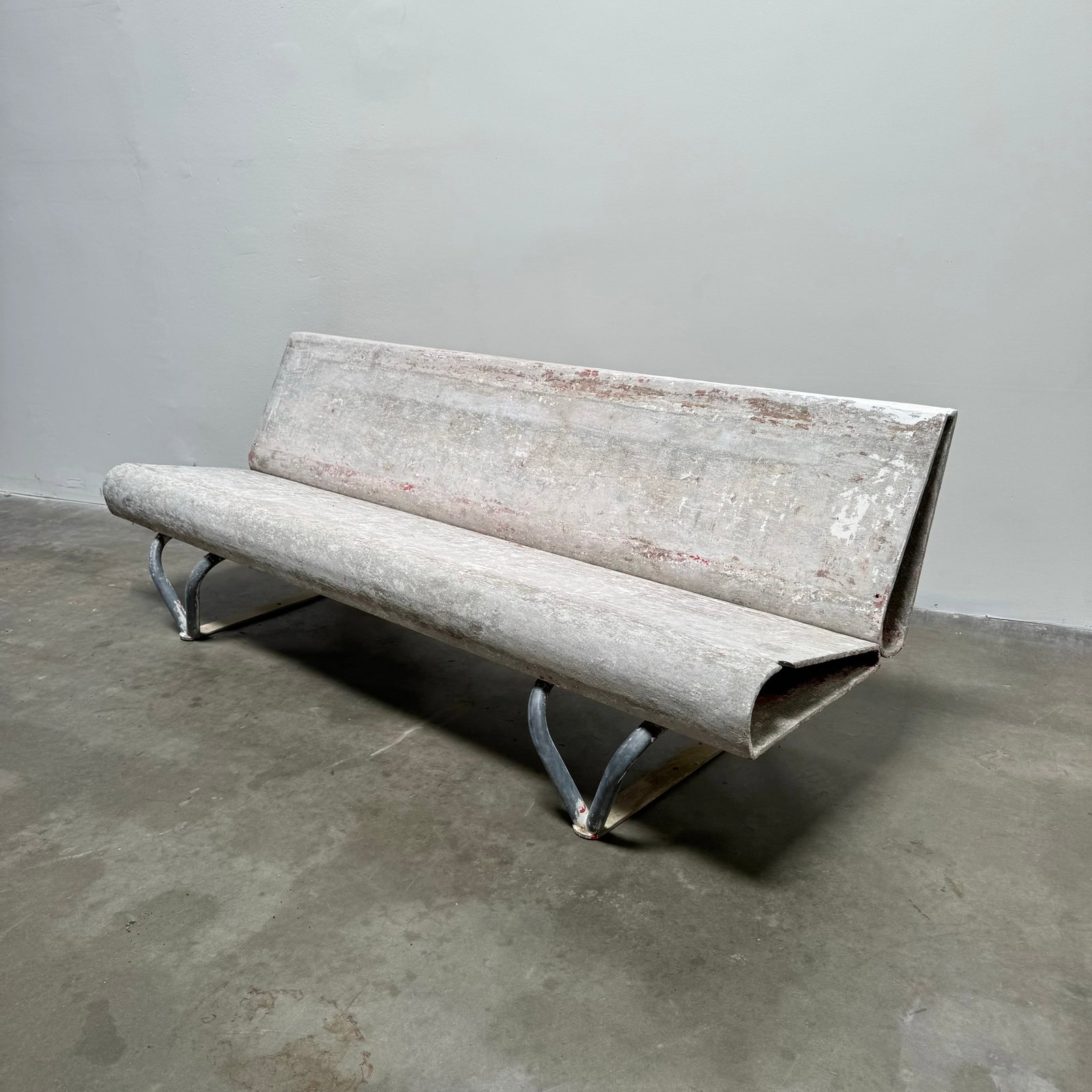 Andre Lasserre Bench, Switzerland circa 1960: Beautiful bench designed by Swiss sculptor Andre Lasserre circa 1960 and manufactured by Eternit, Switzerland. Used during the Swiss National Exhibition in 1964, the seat and backrest is made from fib