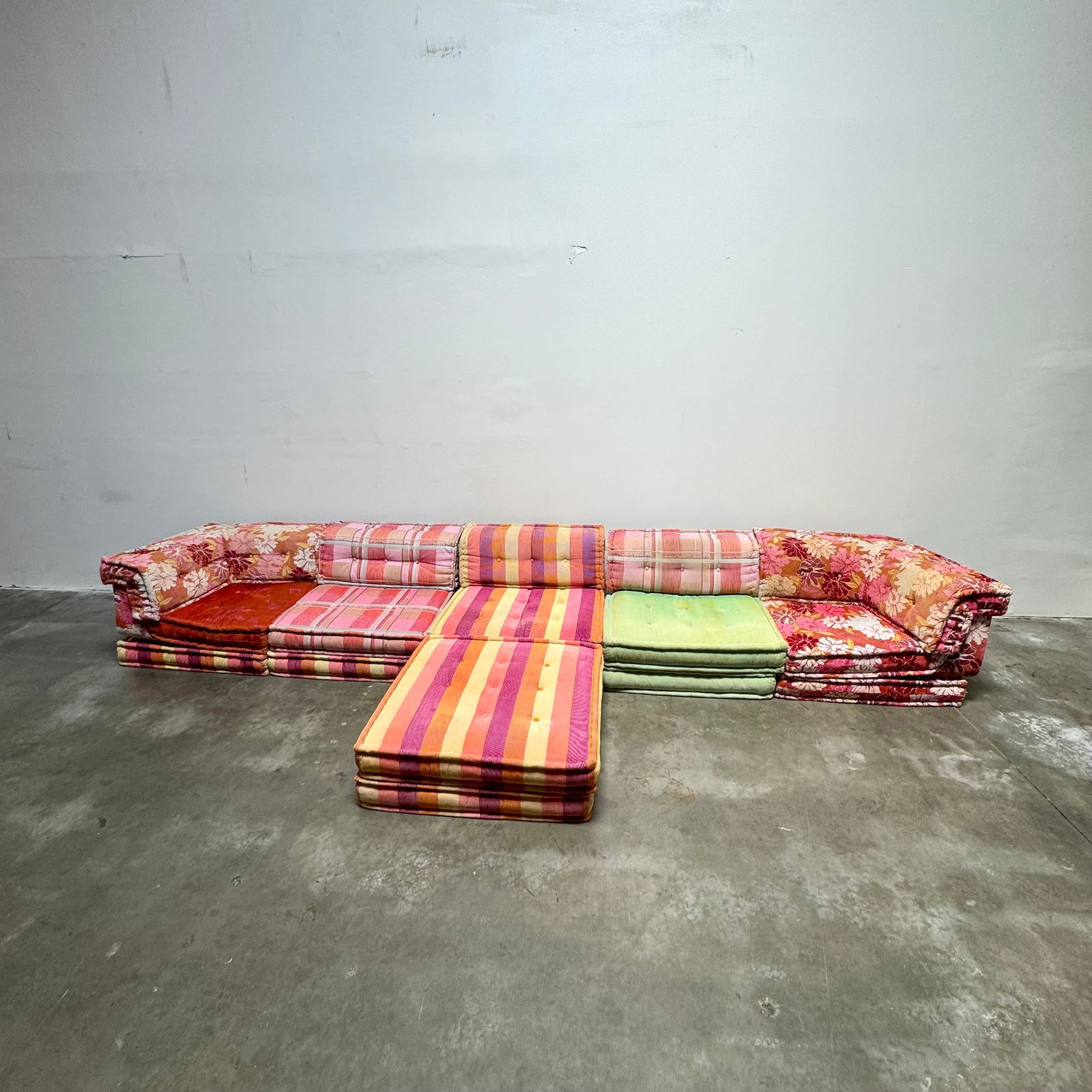 17-Piece Mah Jong Sofa in Missoni & Kenzo Fabric for Roche Bobois, France circa 2010 (1 of 18)