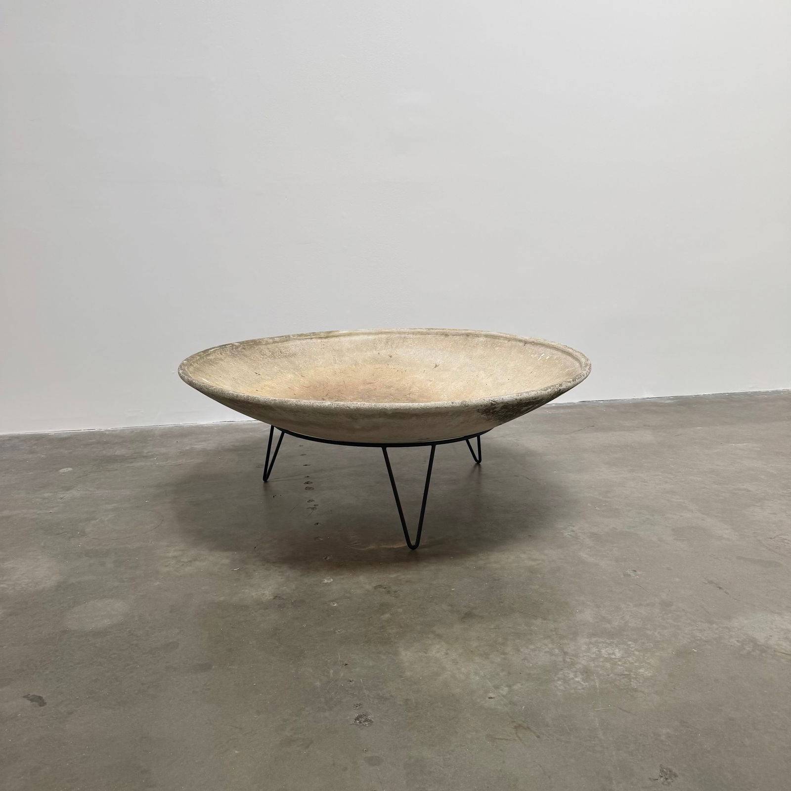 Monumental Willy Guhl Bowl Planter with newly manufactured Iron Stand, Switzerland circa 1970 (1 of 8)