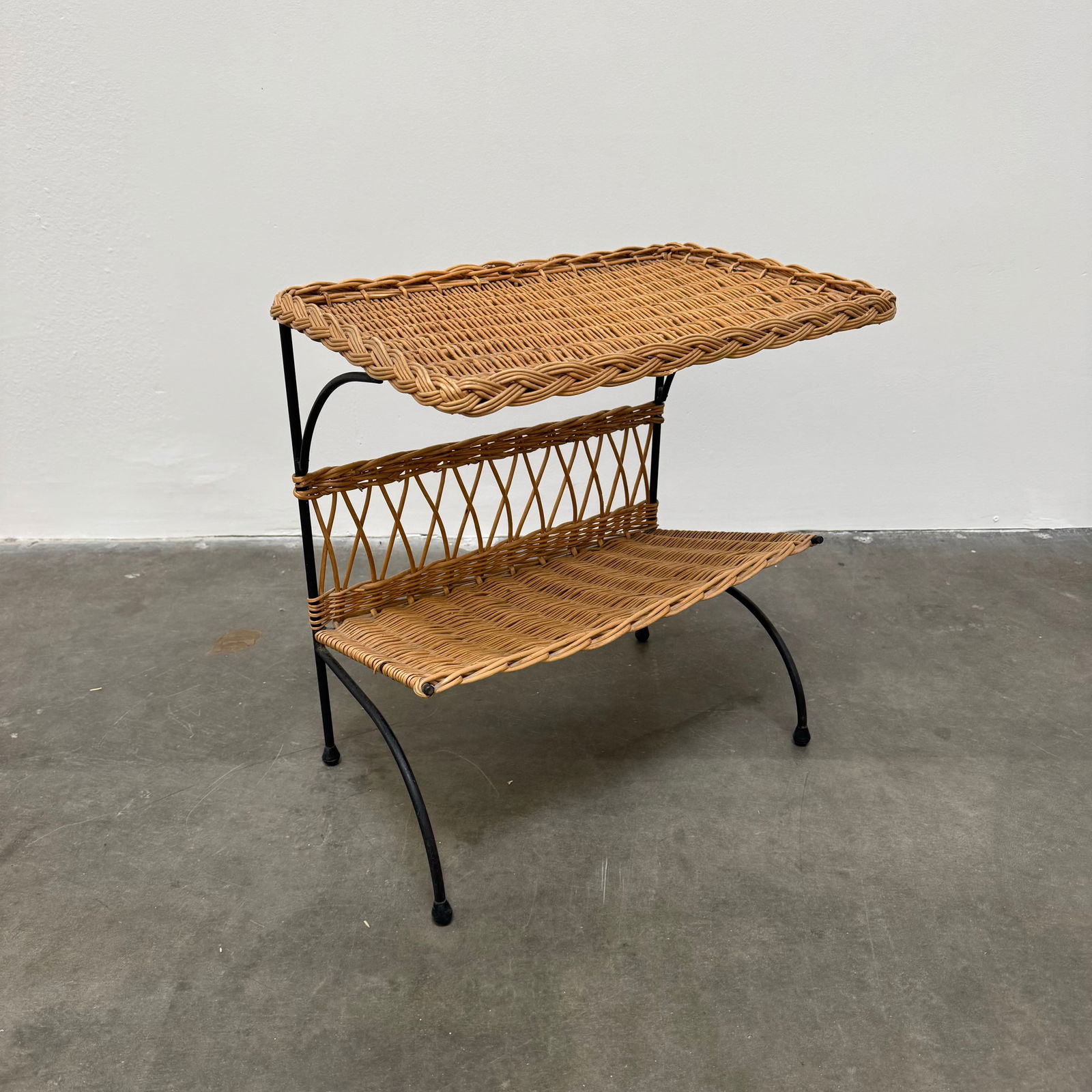 Wicker Magazine Rack / Side Table, France 1970s (1 of 8)