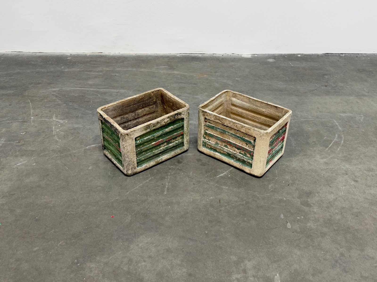 Pair of Small Concrete Planter Boxes by Willy Guhl (1 of 6)
