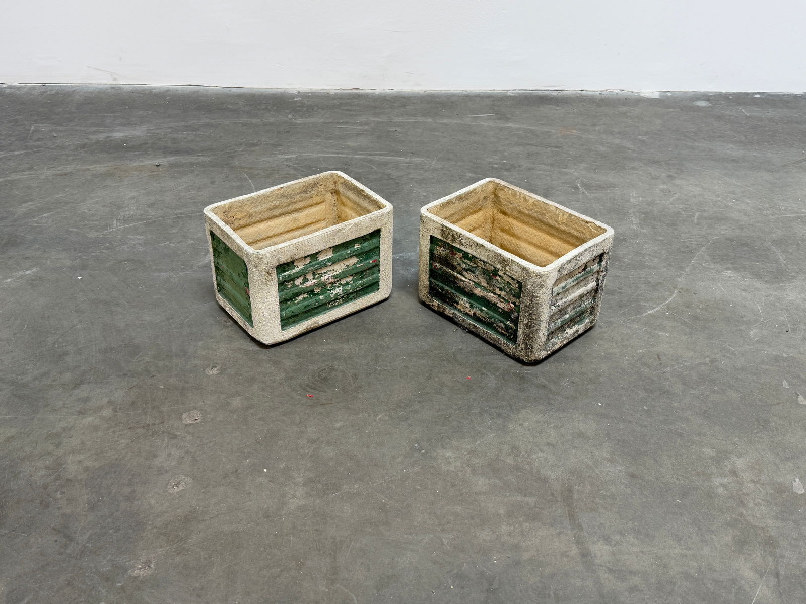 Pair of Small Concrete Planter Boxes by Willy Guhl (1 of 6)
