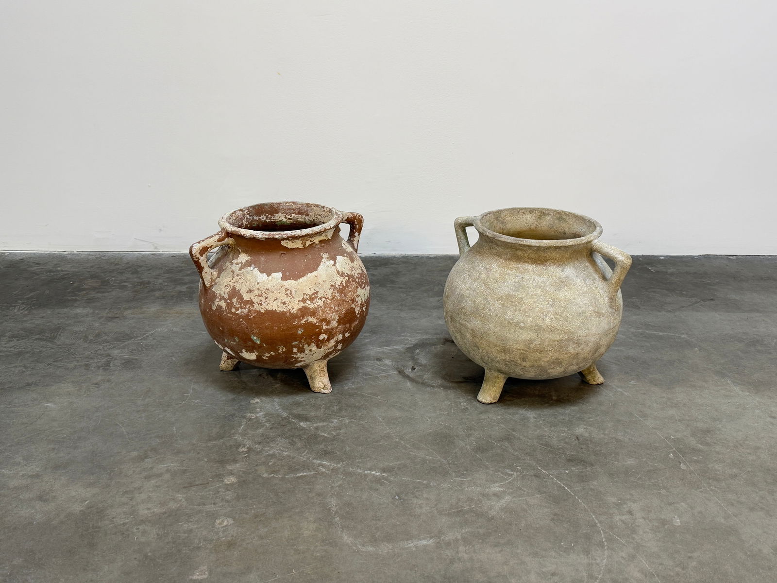 Pair of Willy Guhl Marmite Planters (1 of 7)