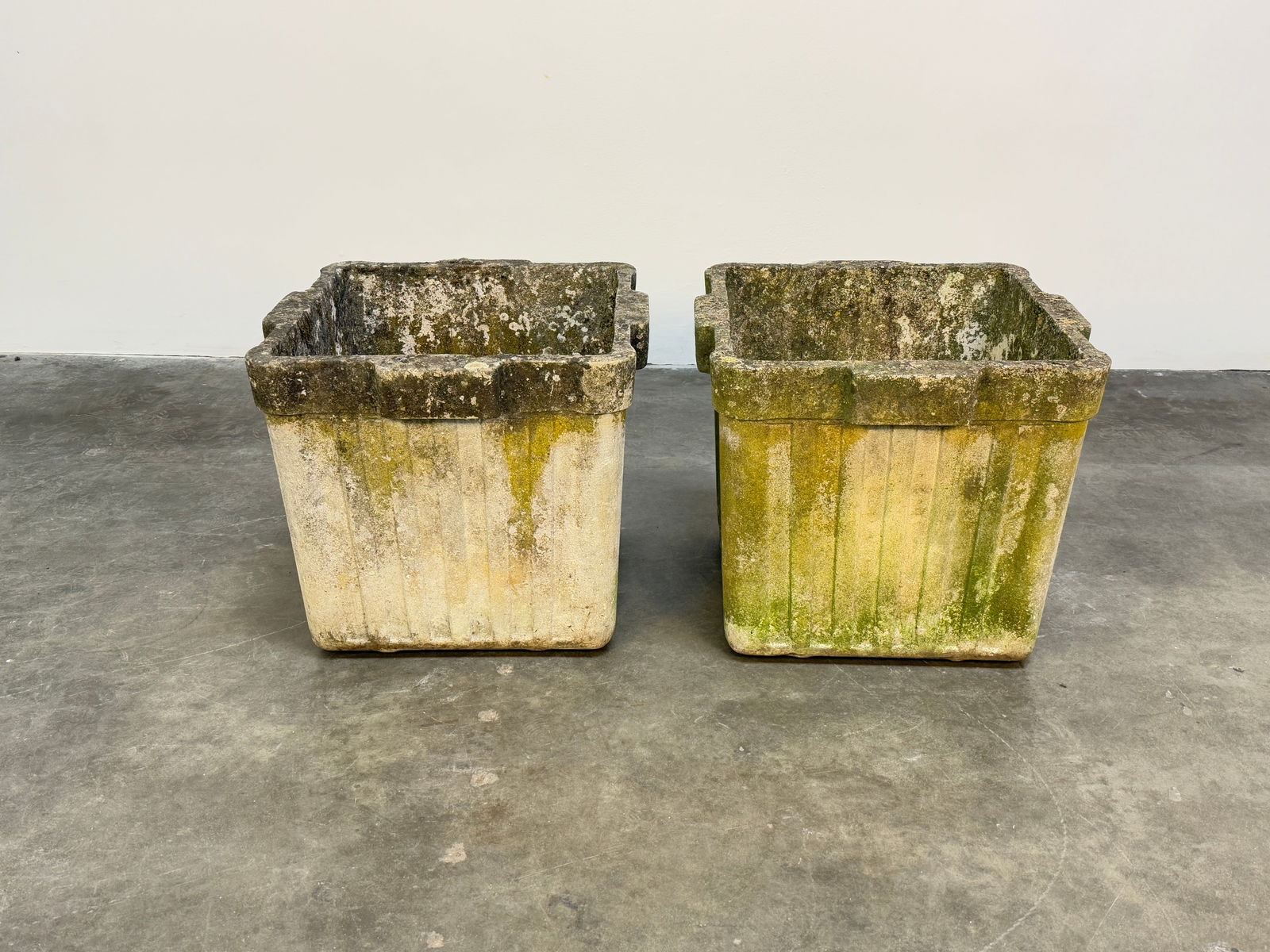 Pair of Rectangular Concrete Planters by Willy Guhl (1 of 7)