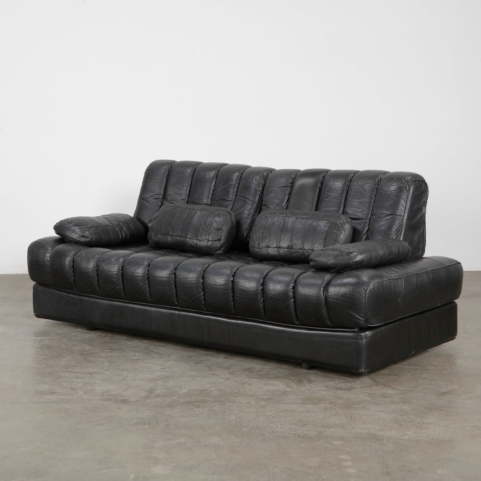 DS85 Black Leather Daybed Sofa by De Sede, 1960s (1 of 8)
