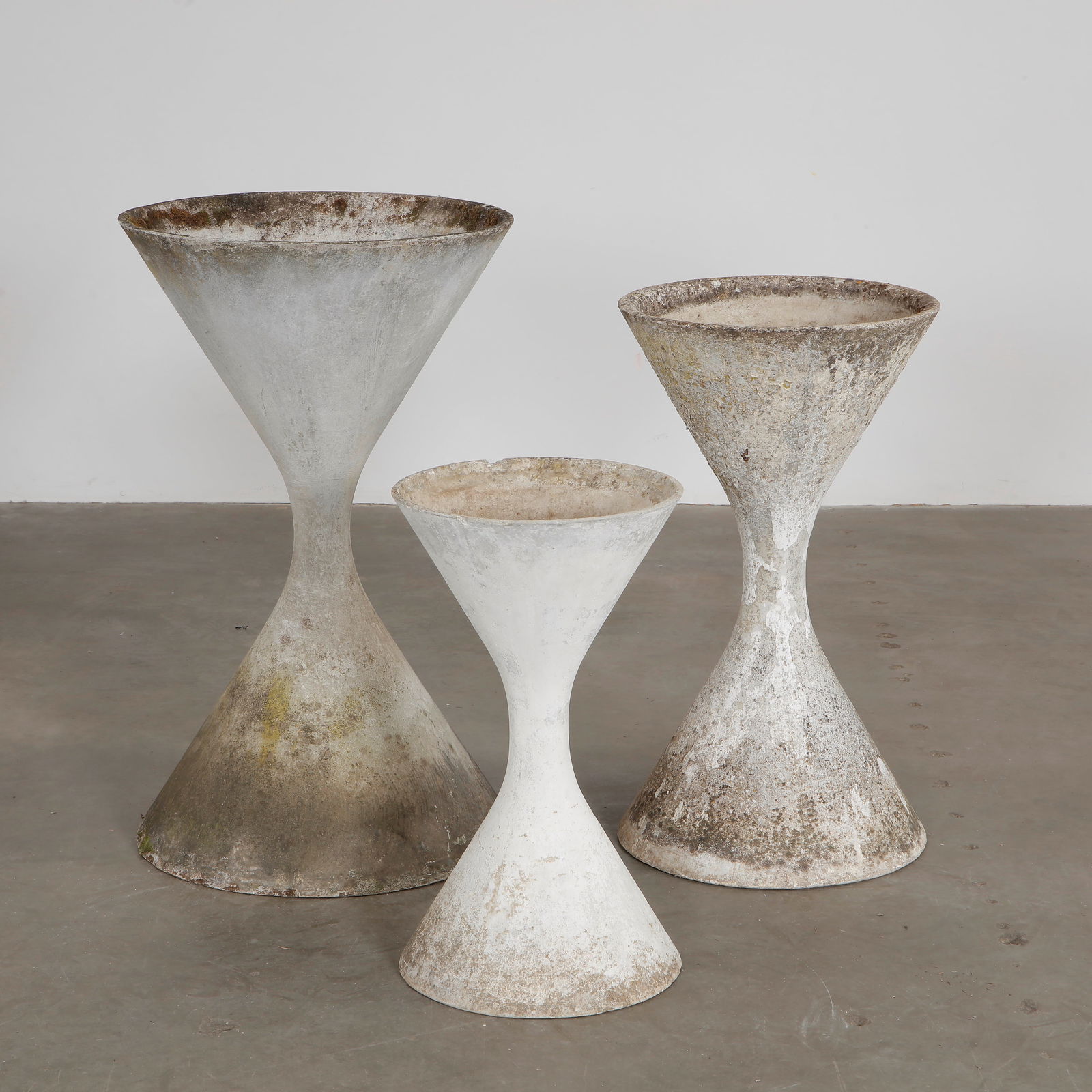 Trio Set of Small, Medium, and Large Willy Guhl Diabolo Planters, 1960s (1 of 15)