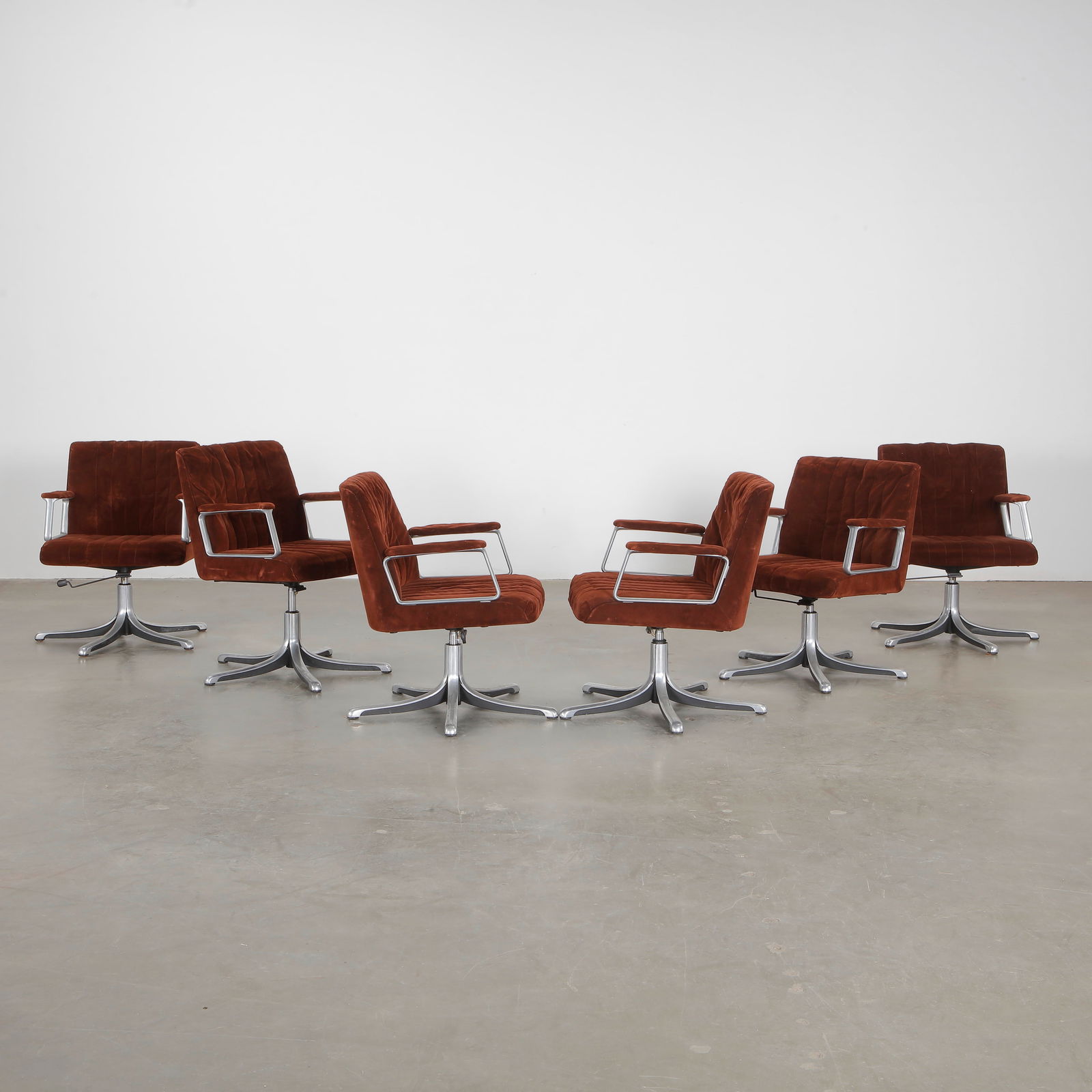 Set of Six P126 Executive Swivel Armchairs by Osvaldo Borsani, 1960s (1 of 14)