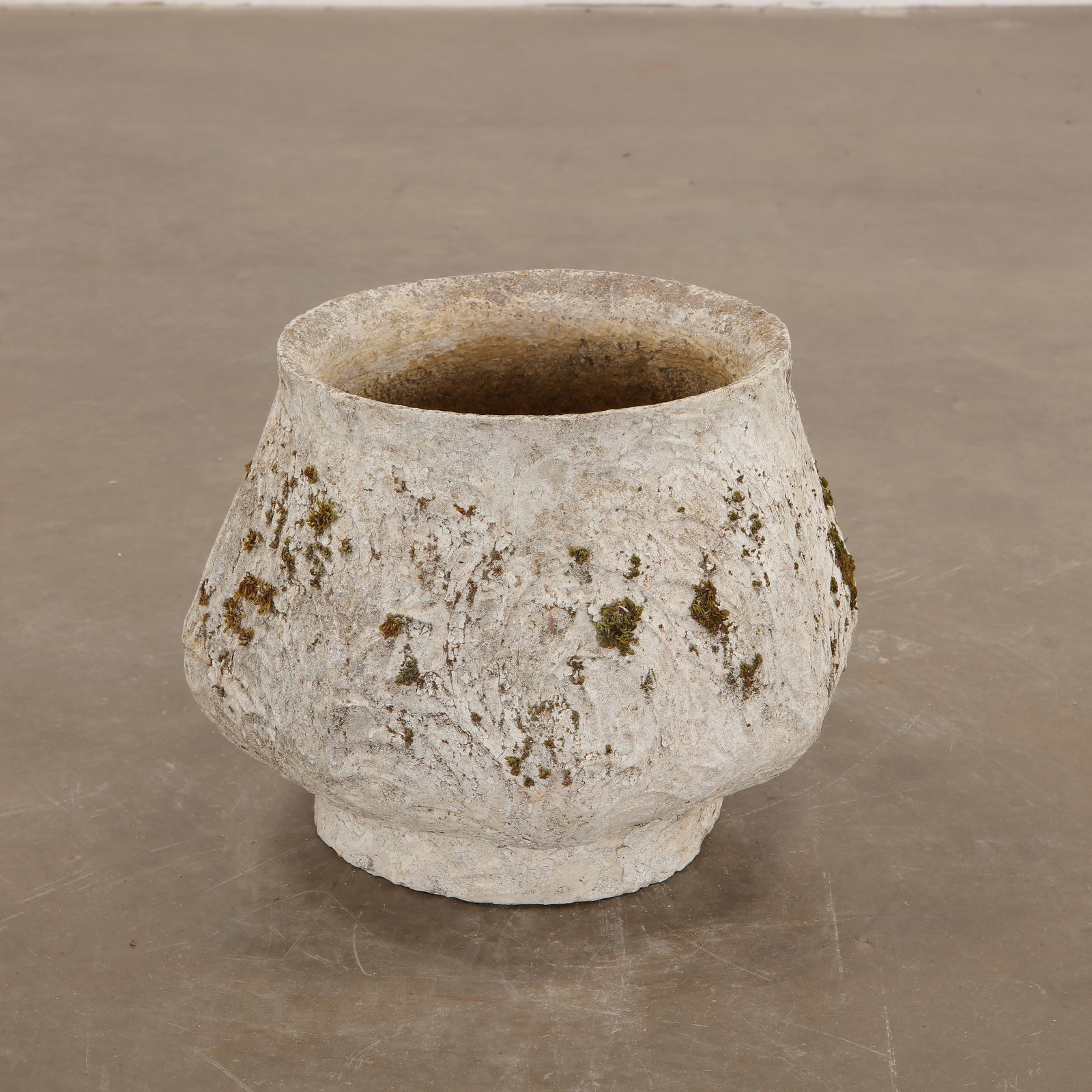 Single Medium White Decorative Planter attributed to Grandon Fres, 1960s (1 of 5)