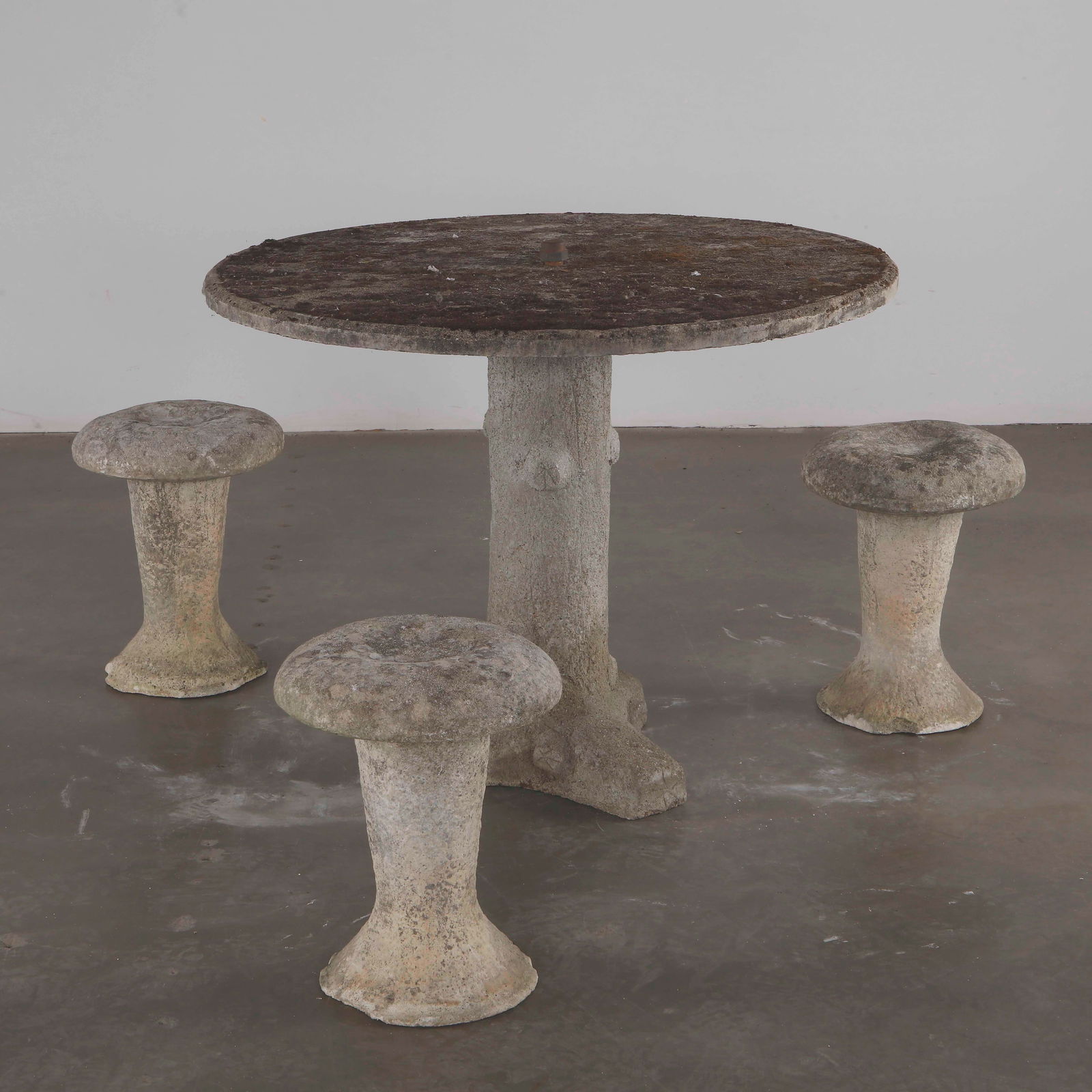 Faux Bois Tree Trunk Table with Three Stools, 1960s (1 of 13)