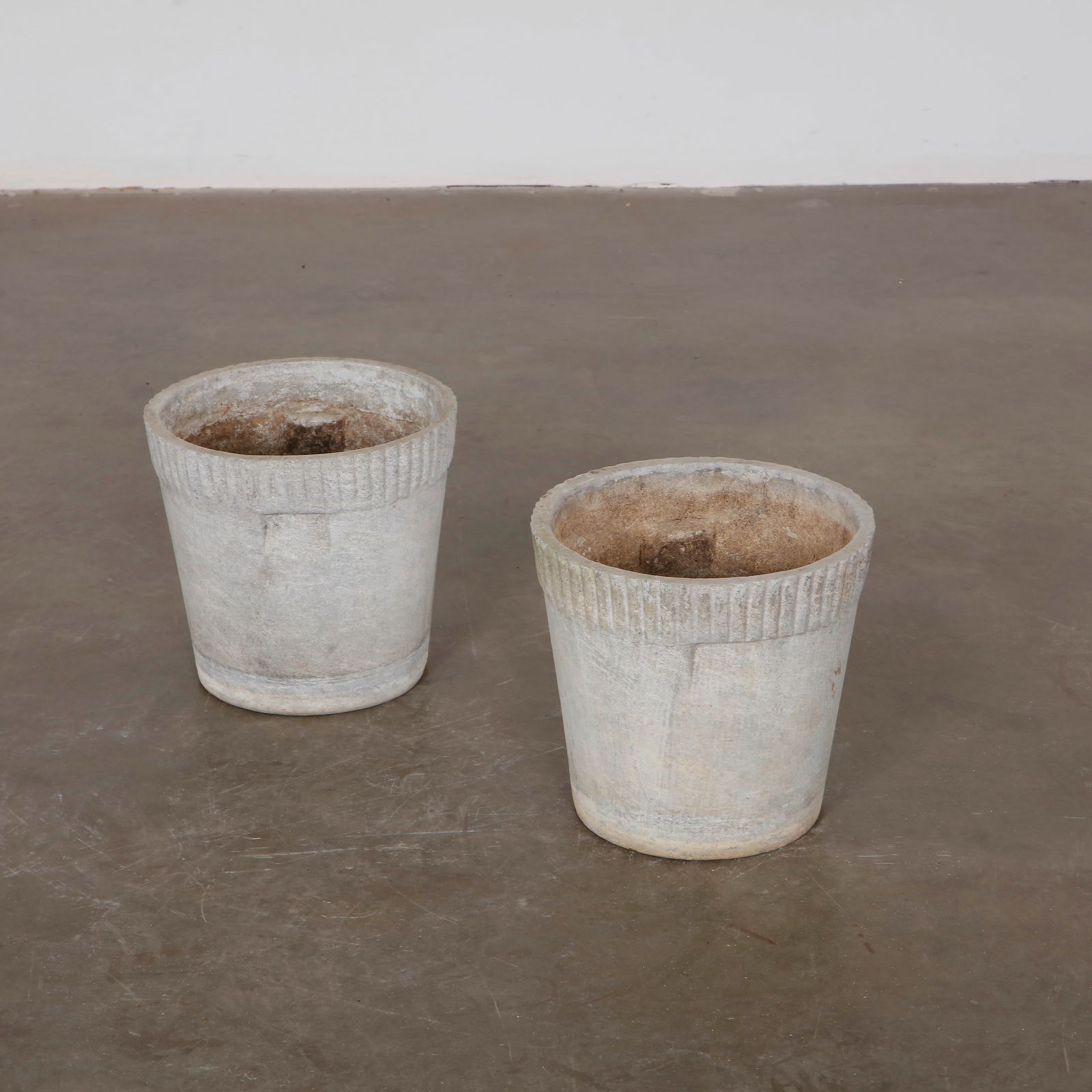 Pair of Round Willy Guhl Planters, 1960s (1 of 9)