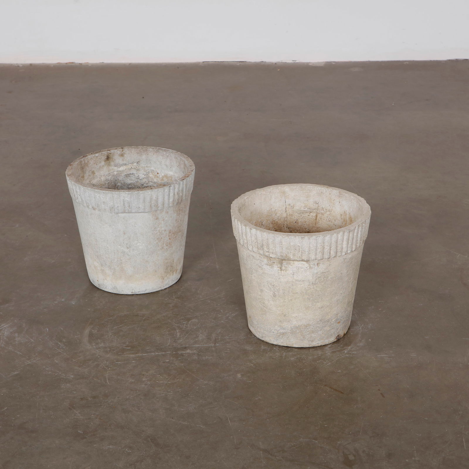 Pair of Round Willy Guhl Planters, 1960s (1 of 9)