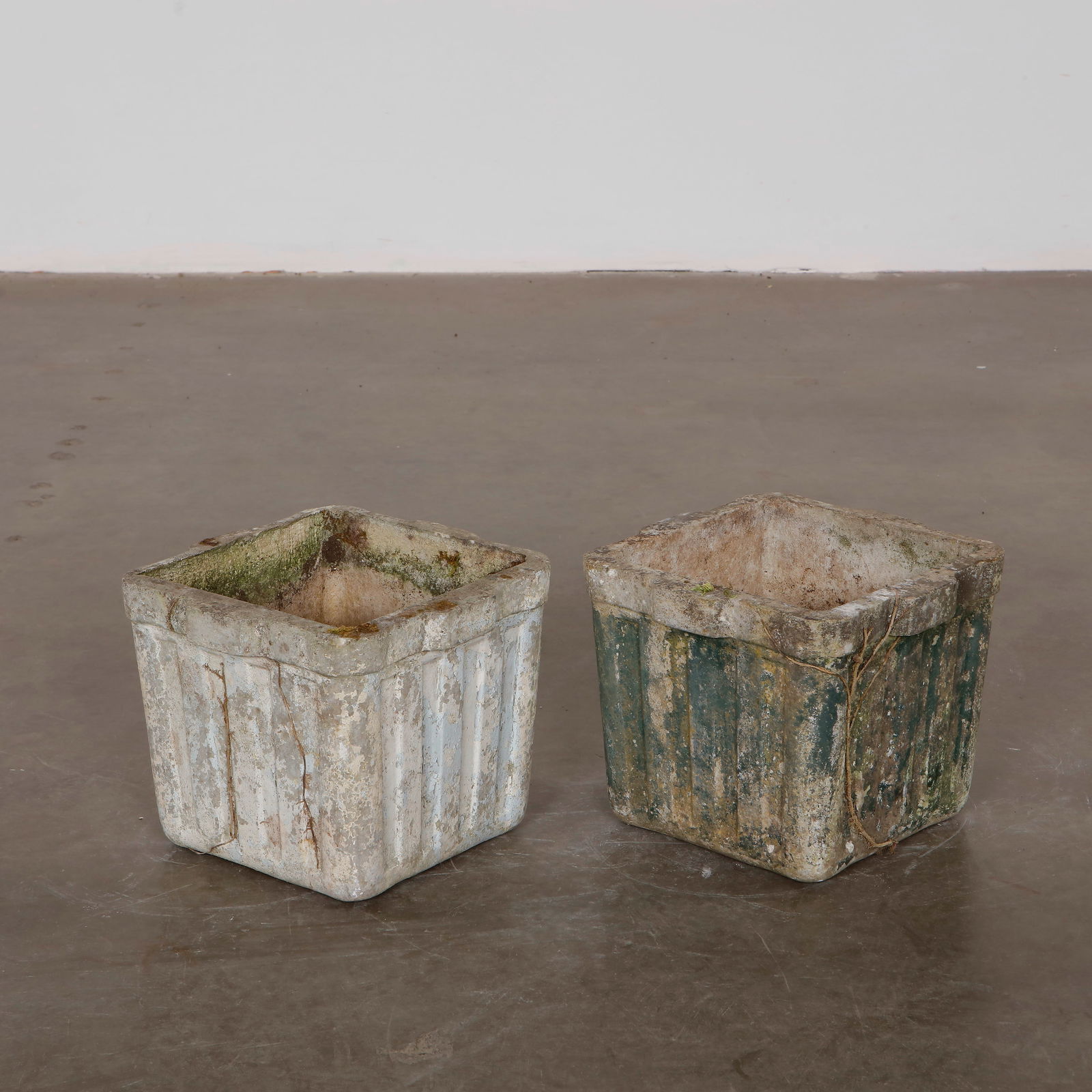 Pair of Small Willy Guhl Square Concrete Planters, 1960s (1 of 8)