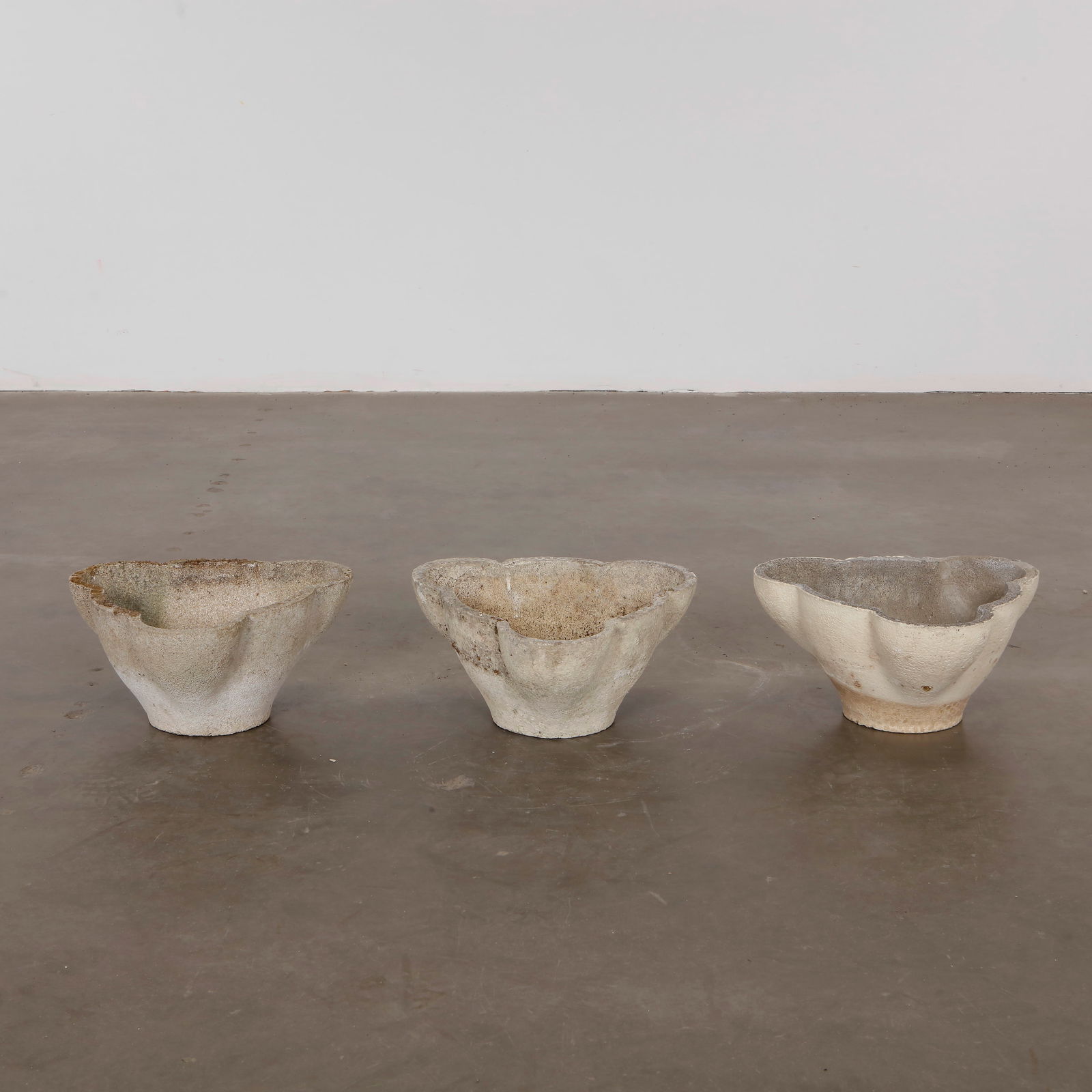 Trio of Small Scalloped Planters, 1960s (1 of 6)