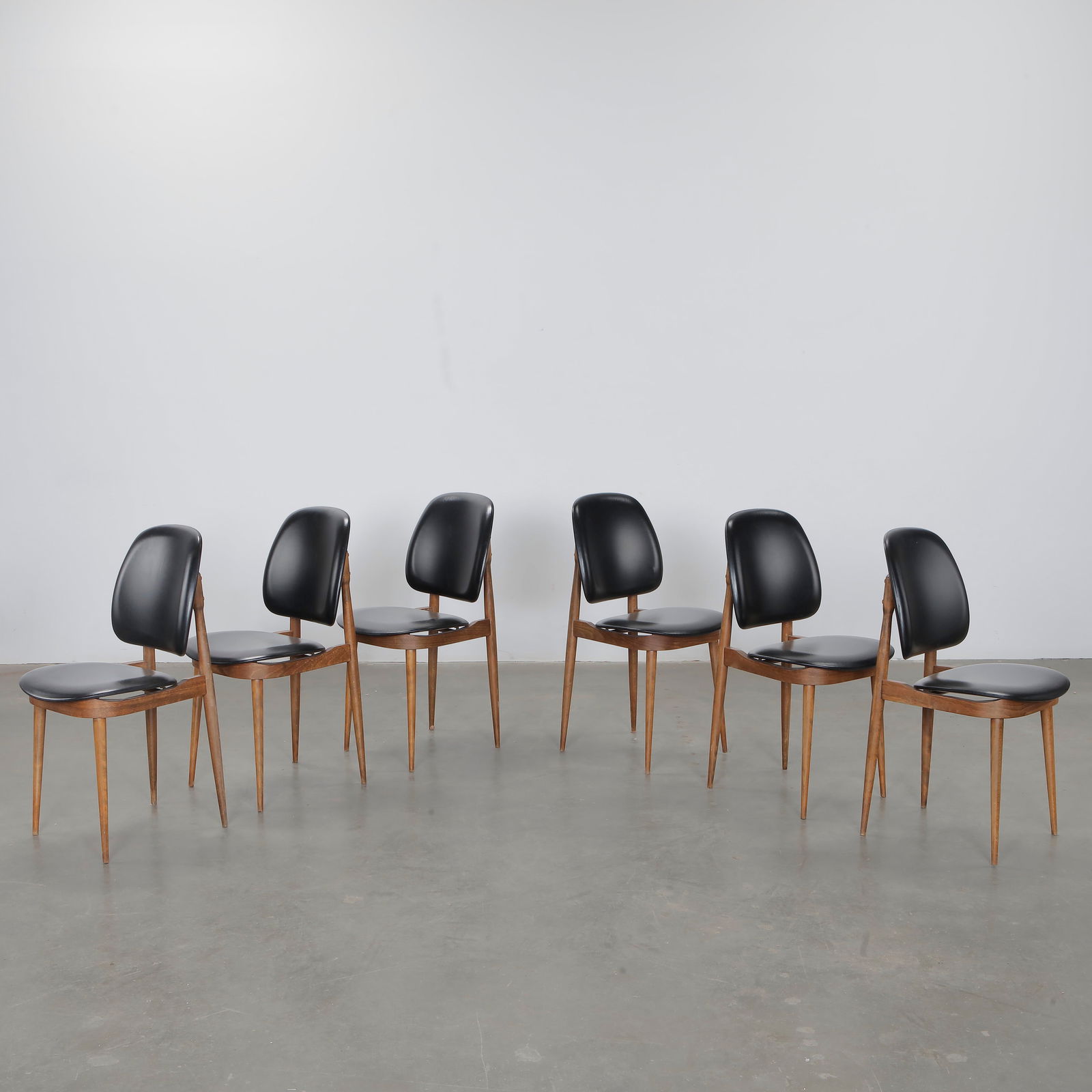 Pierre Guariche, Set of Six Pegasus Chairs for Le Corbusier Site, for Baumann, France, c. 1960 (1 of 13)