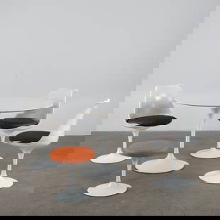 Eero Saardinen, Dining Set, 1970s: Dining set with Calacatta Veined Gray Marble Dining Table for KNOLL INTERNATIONAL and three chairs and One stool, circa 1970. Table: Height: 28 in. Length: 42 in. Width: 42 in. Chairs: Height: 31.58 i