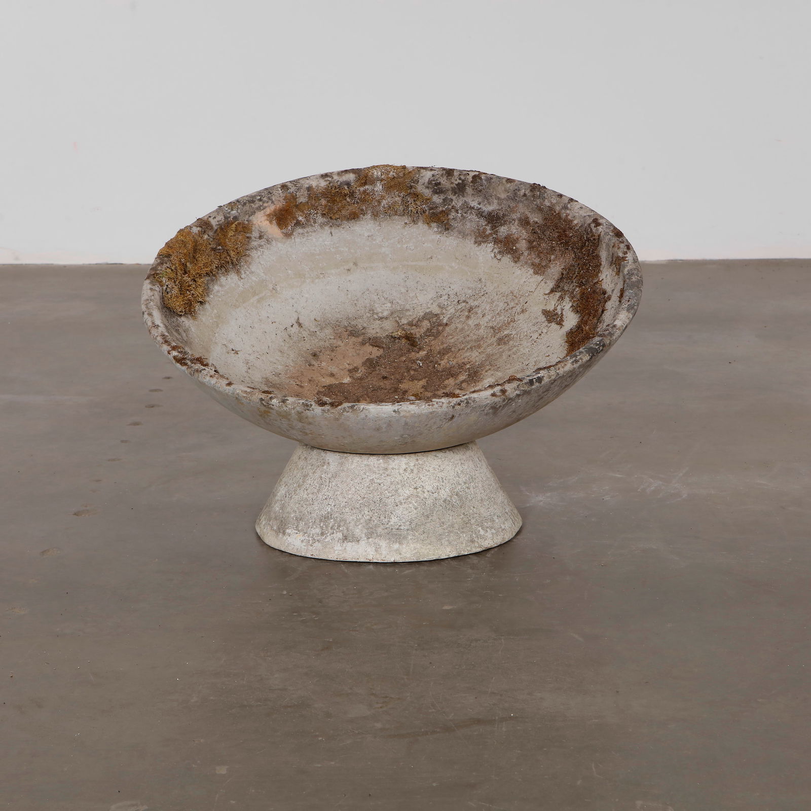 Willy Guhl, Bowl Planter with Stand, 1960s: Willy Guhl bowl planter with stand. Diameter: 35 in. Height: 20 in.