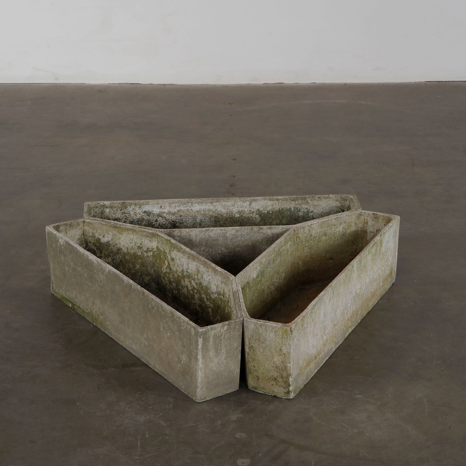 Willy Guhl , Set of Three Geometrical Planters, 1960s (1 of 14)