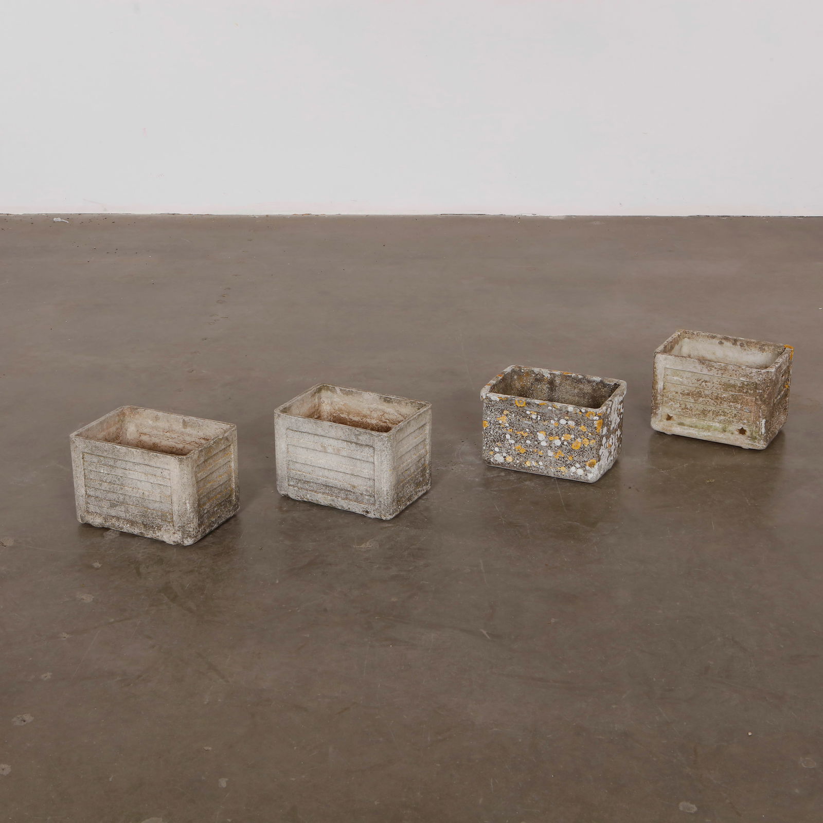 Willy Guhl, Set of Four Small Rectangular Planters, 1960s (1 of 7)
