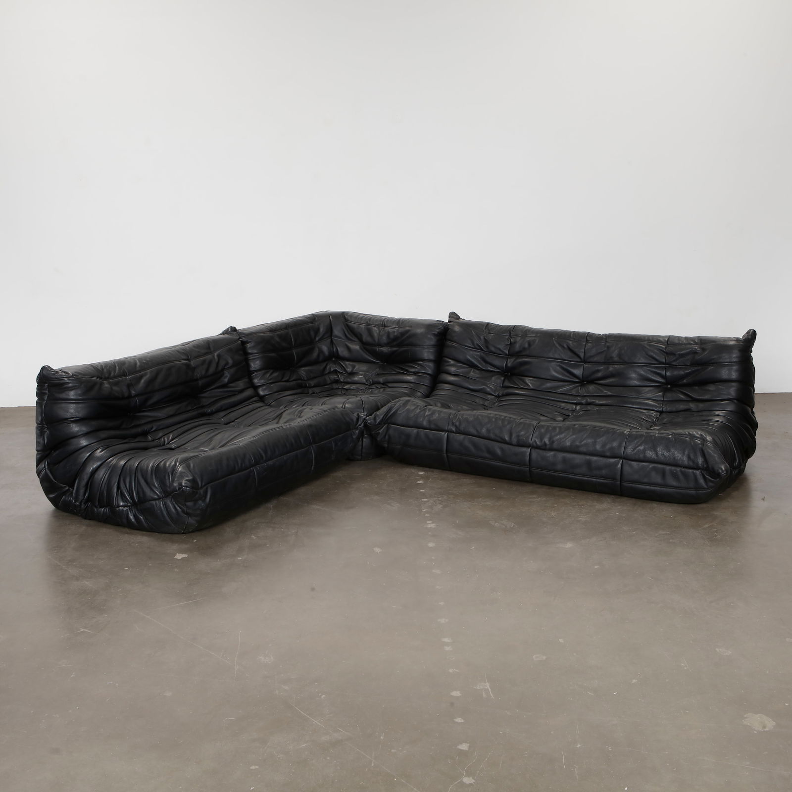 Michel Ducaroy for Ligne Roset, Black Leather Togo Sofa Living Room, 2013 (1 of 14)