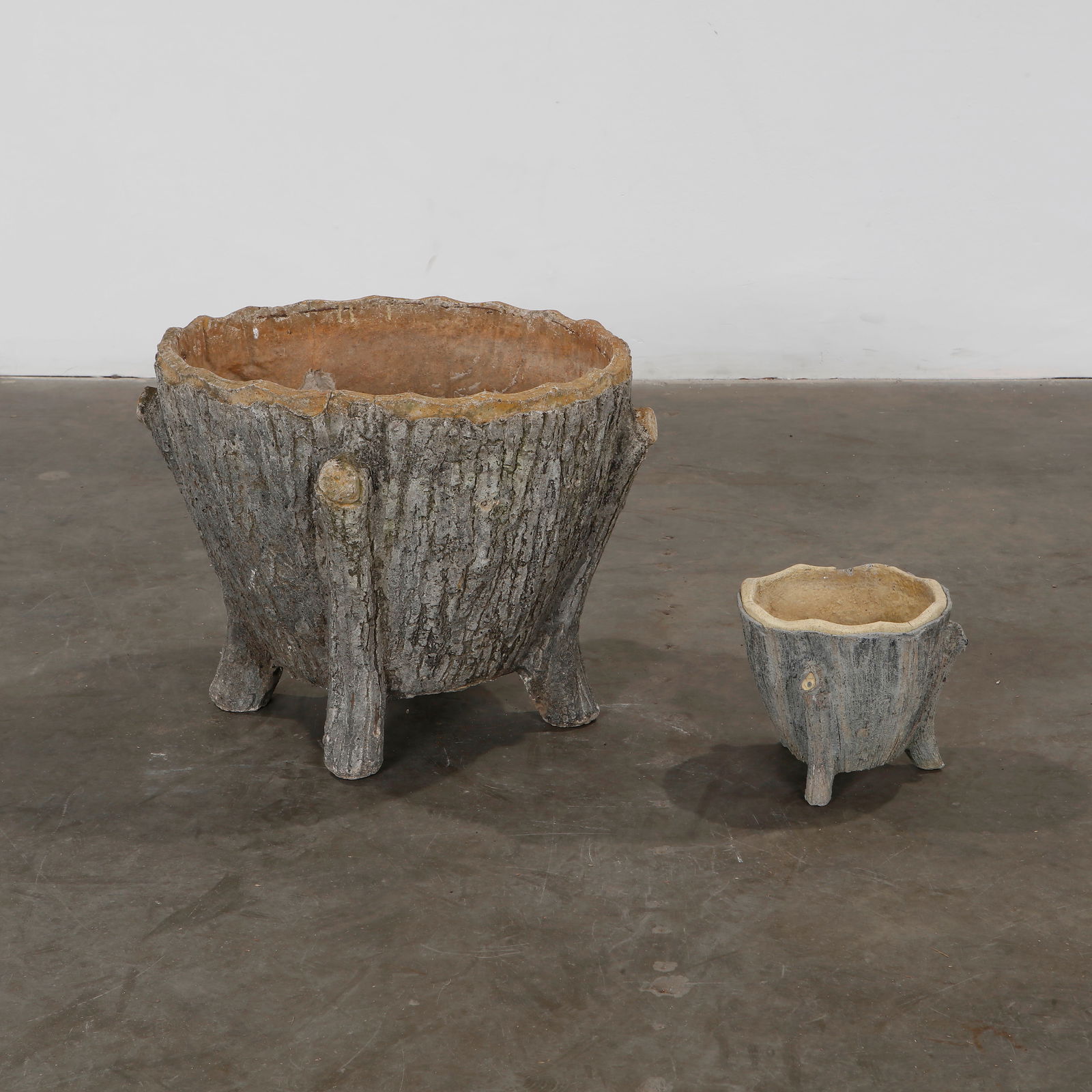 Pair of Faux Bois Concrete Planters, 1960s (1 of 10)