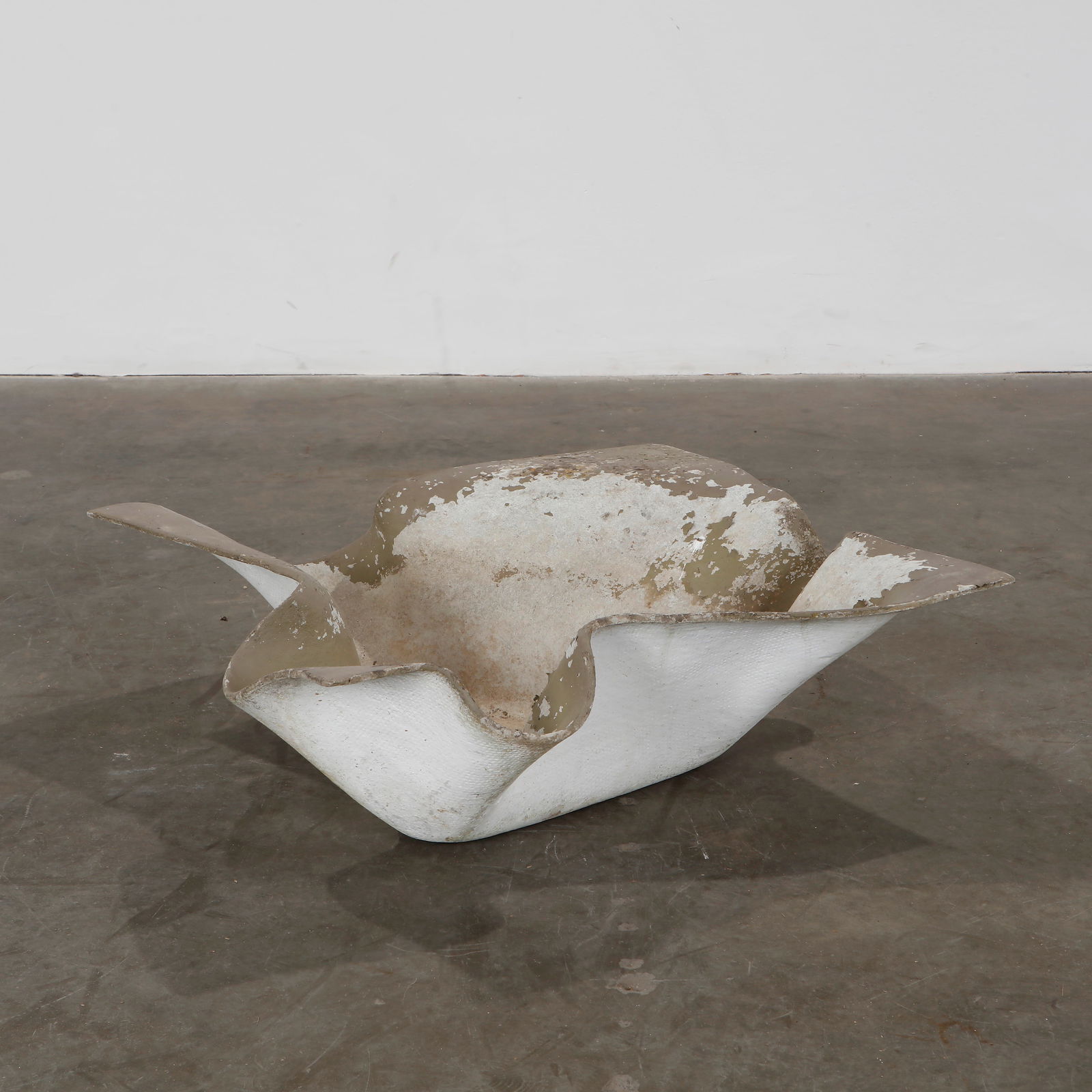 Willy Guhl, Large Elephant Ears Planter, 1960s (1 of 7)