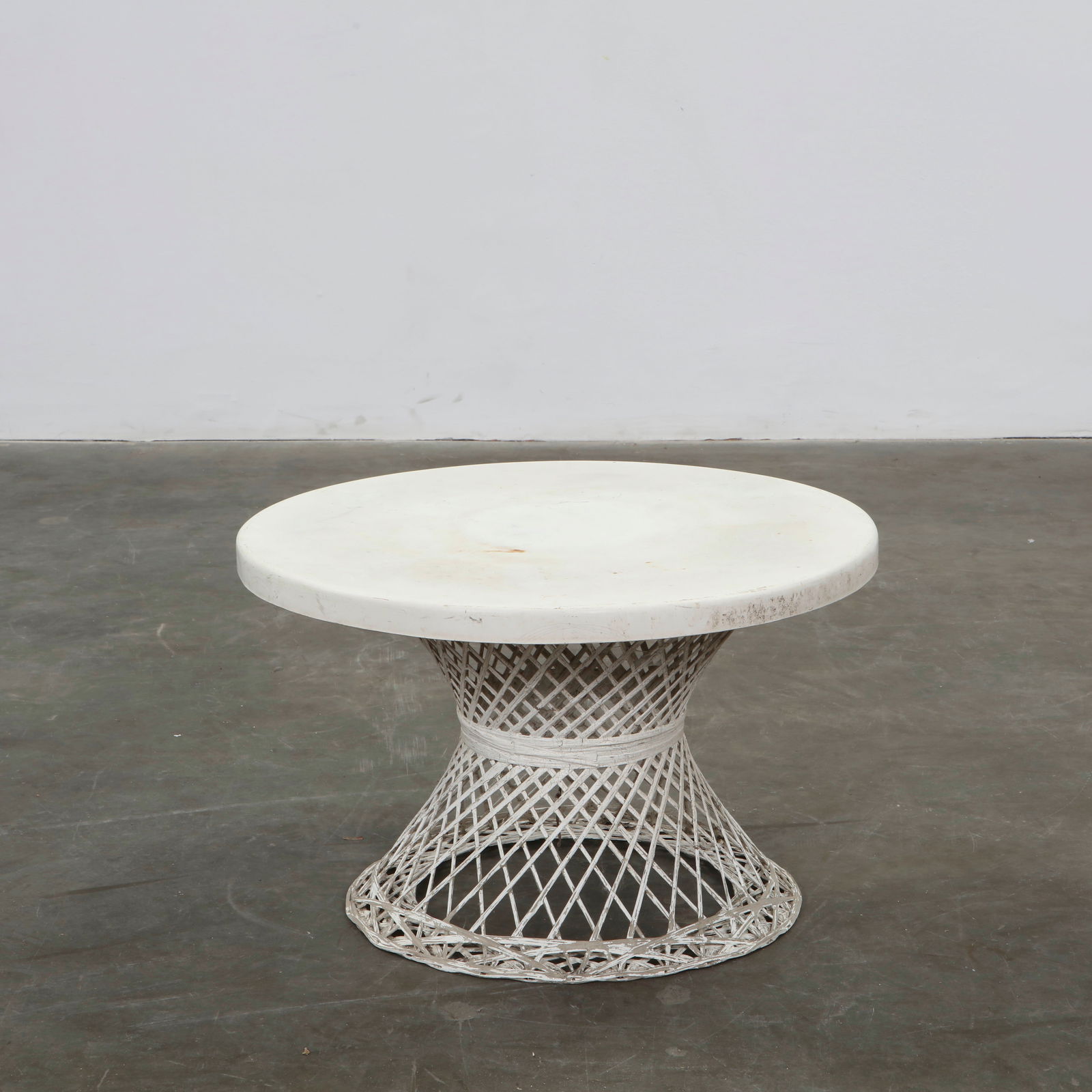 Russell Woodard, Fiberglass Coffee Tables, USA, 1950s (1 of 4)