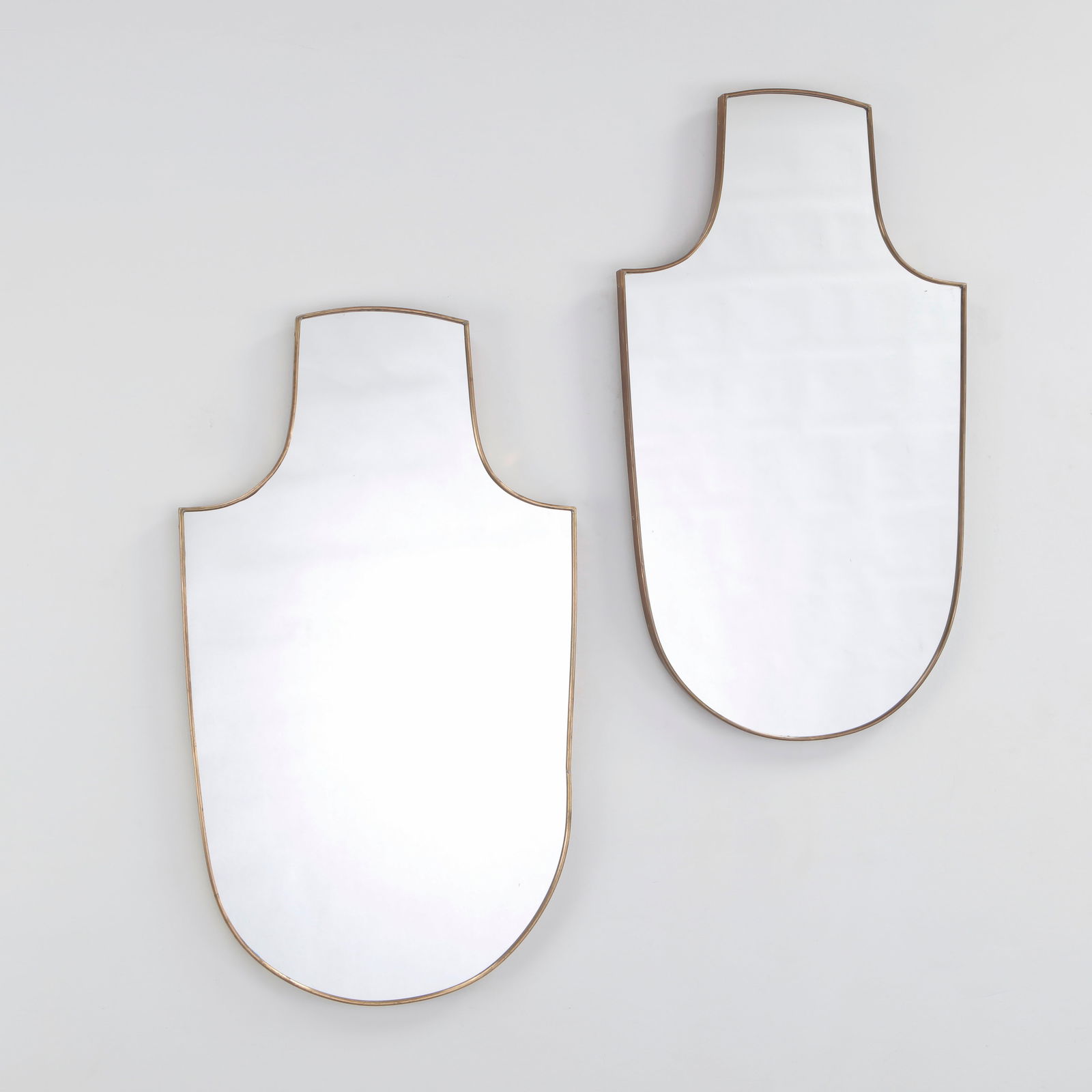 Pair of Italian Shield-Shaped Brass Mirrors, 1950s (1 of 11)