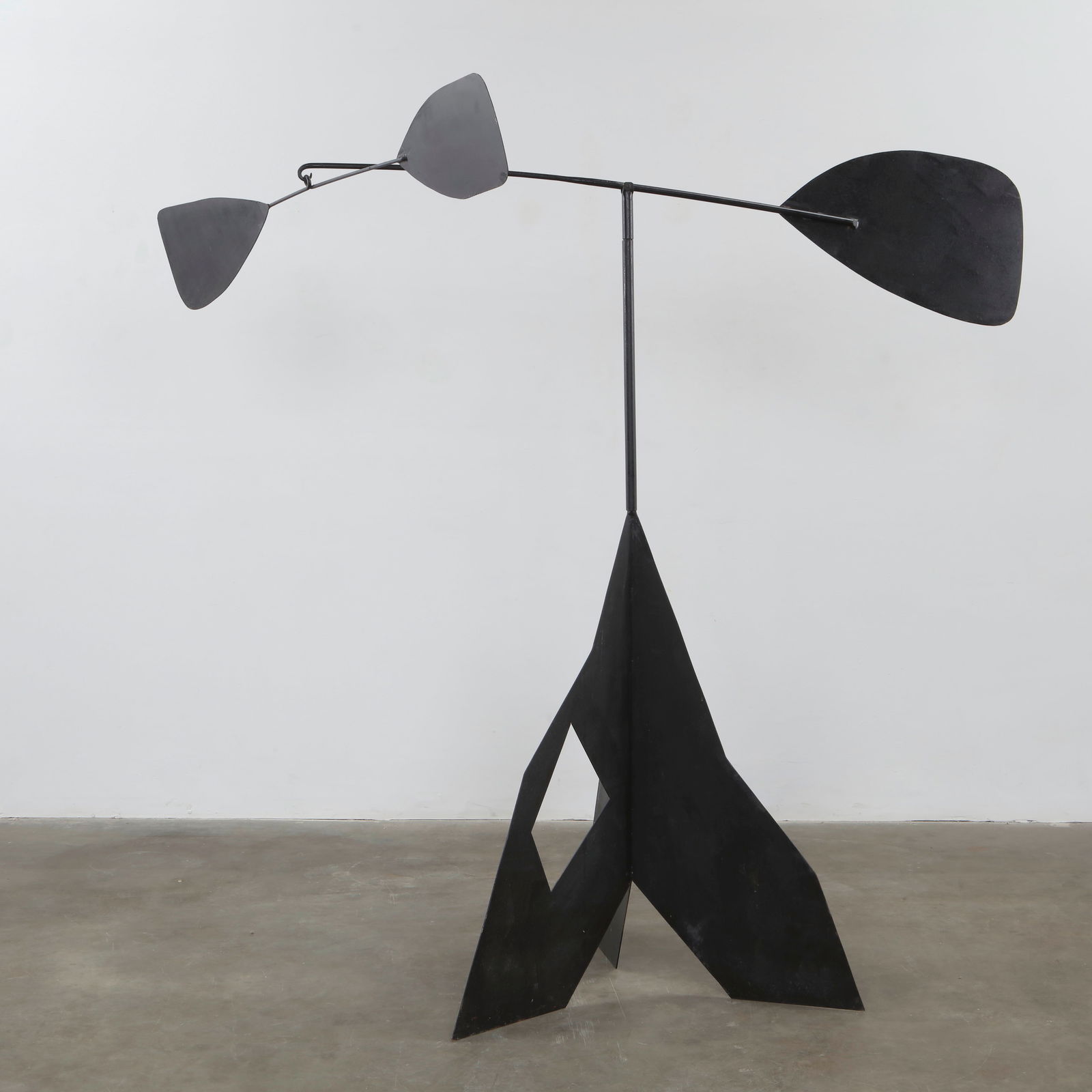 Black Contemporary French Metal Sculpture Artisan-Crafted, 1980s (1 of 11)