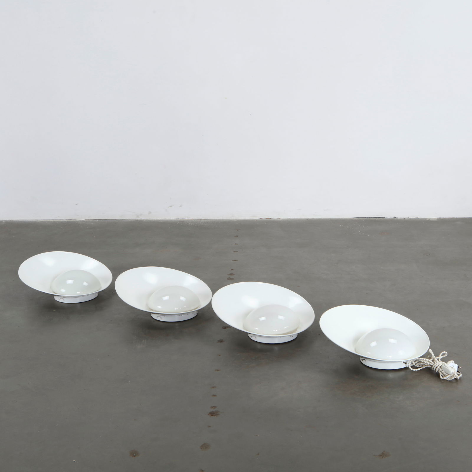 Vilhelm Lauritzen for Louis Poulsen, Set of 4 Airport indoor-outdoor sconces, 1930s (1 of 20)