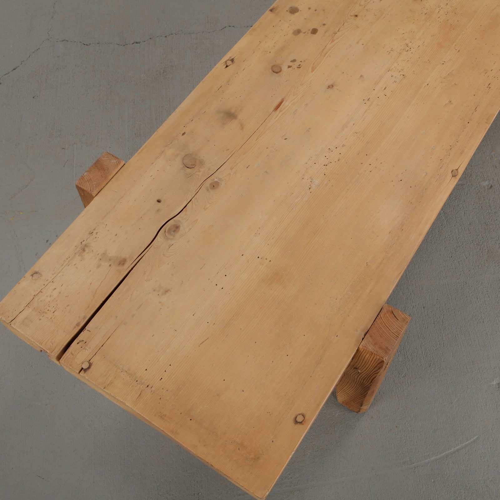 Long Brutalist Coffee Table, 1950s - 11