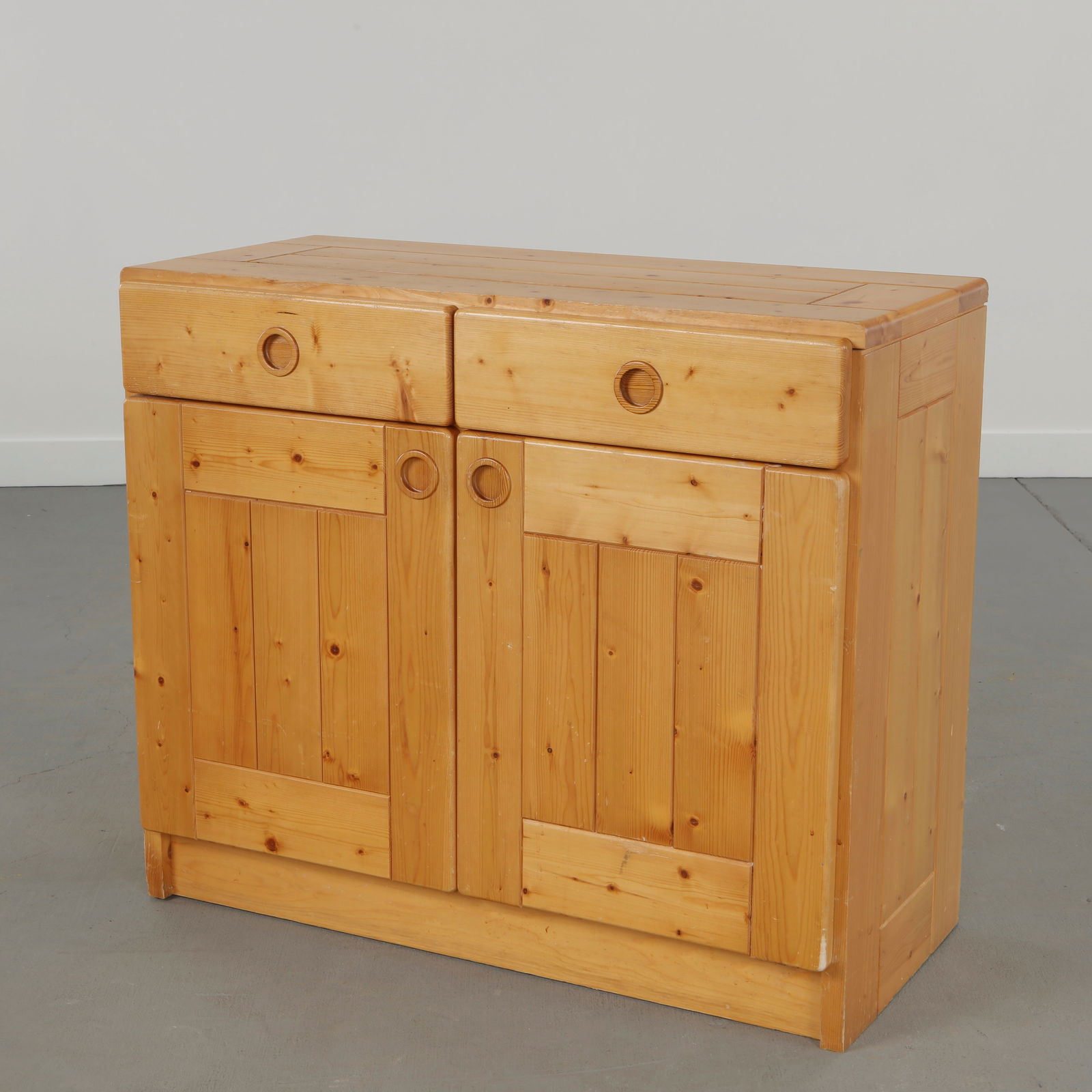 Charlotte Perriand for Les Arcs 1600, Pine Sideboard, 1960s (1 of 14)