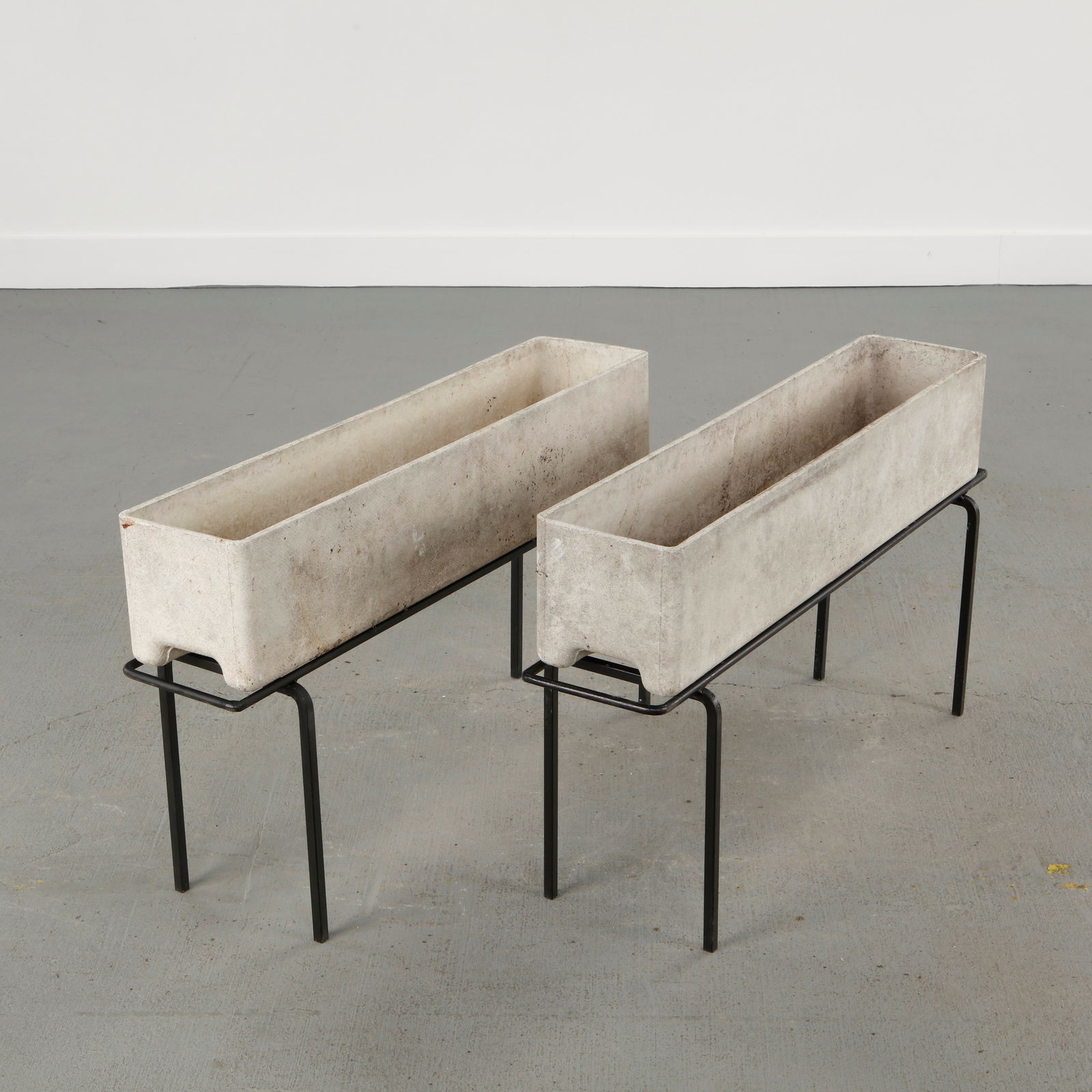 Willy Guhl, Pair of Rectangular Planters on Stands, 1960s: Classic rectangular Eternit planters designed by Willy Guhl. Timeless Swiss design with natural patina from outdoor use. Height: 19 in. Length: 31 in. Width: 7 in.