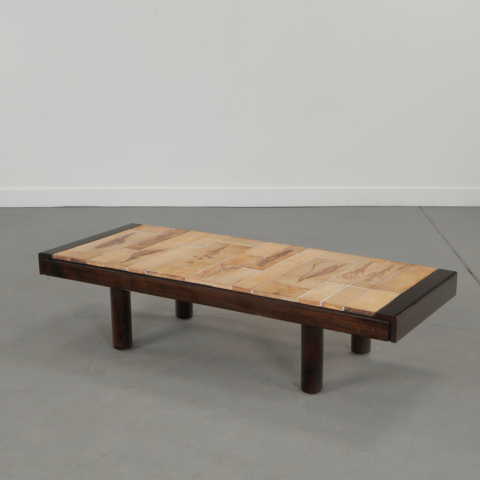 Roger Capron, Garrigue Ceramic Coffee Table, 1960s: Roger Capron coffee table featuring Garrigue tiles, a technique in which real leaves from la Garrigue, a variety of vegetation indigenous to southeastern France only, are pressed into the clay and, du
