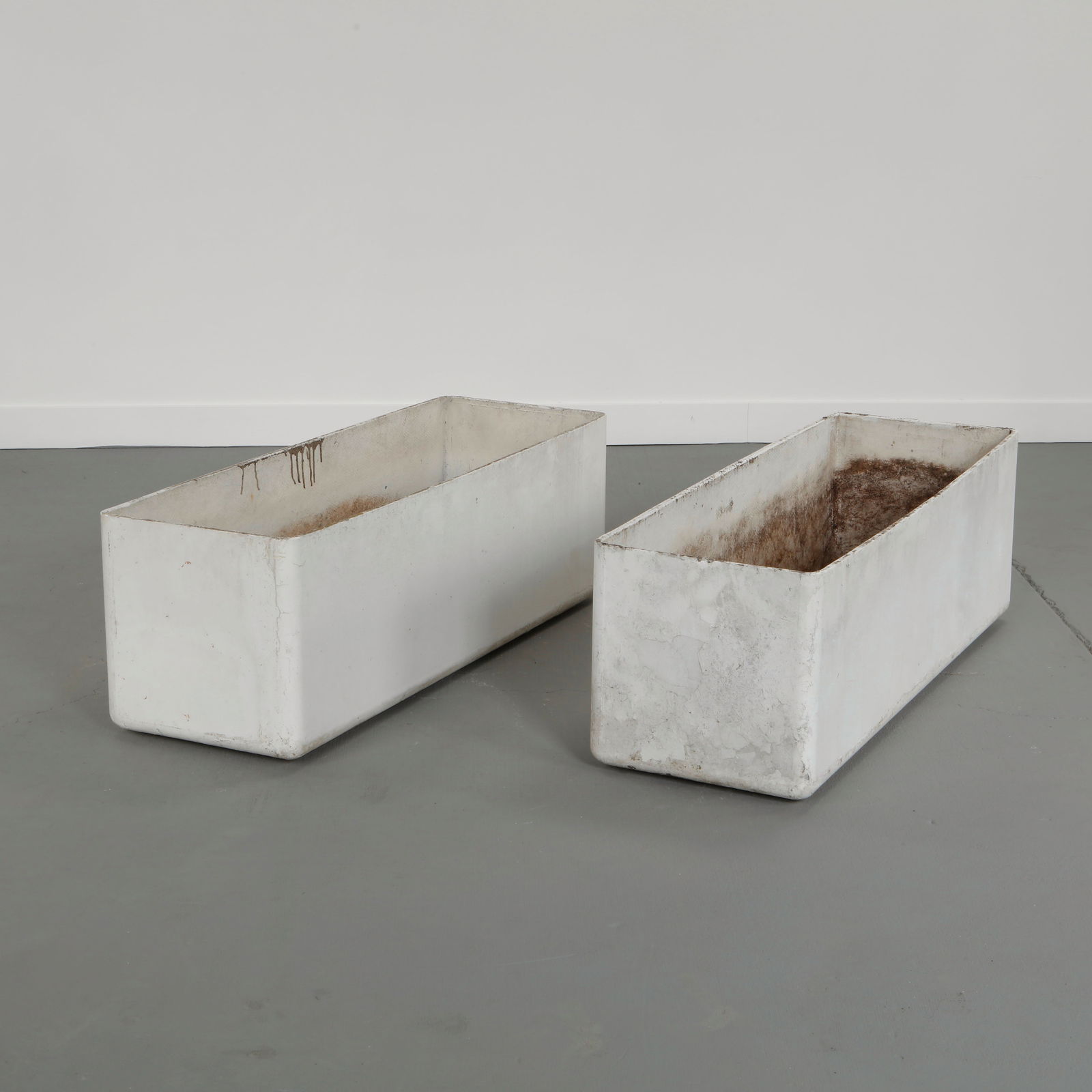 Willy Guhl, Pair of Large Rectangular Planters, 1960s: Classic rectangular Eternit planters designed by Willy Guhl. Timeless Swiss design with natural patina from outdoor use. Height: 16 in. Length: 47 in. Width: 16 in.