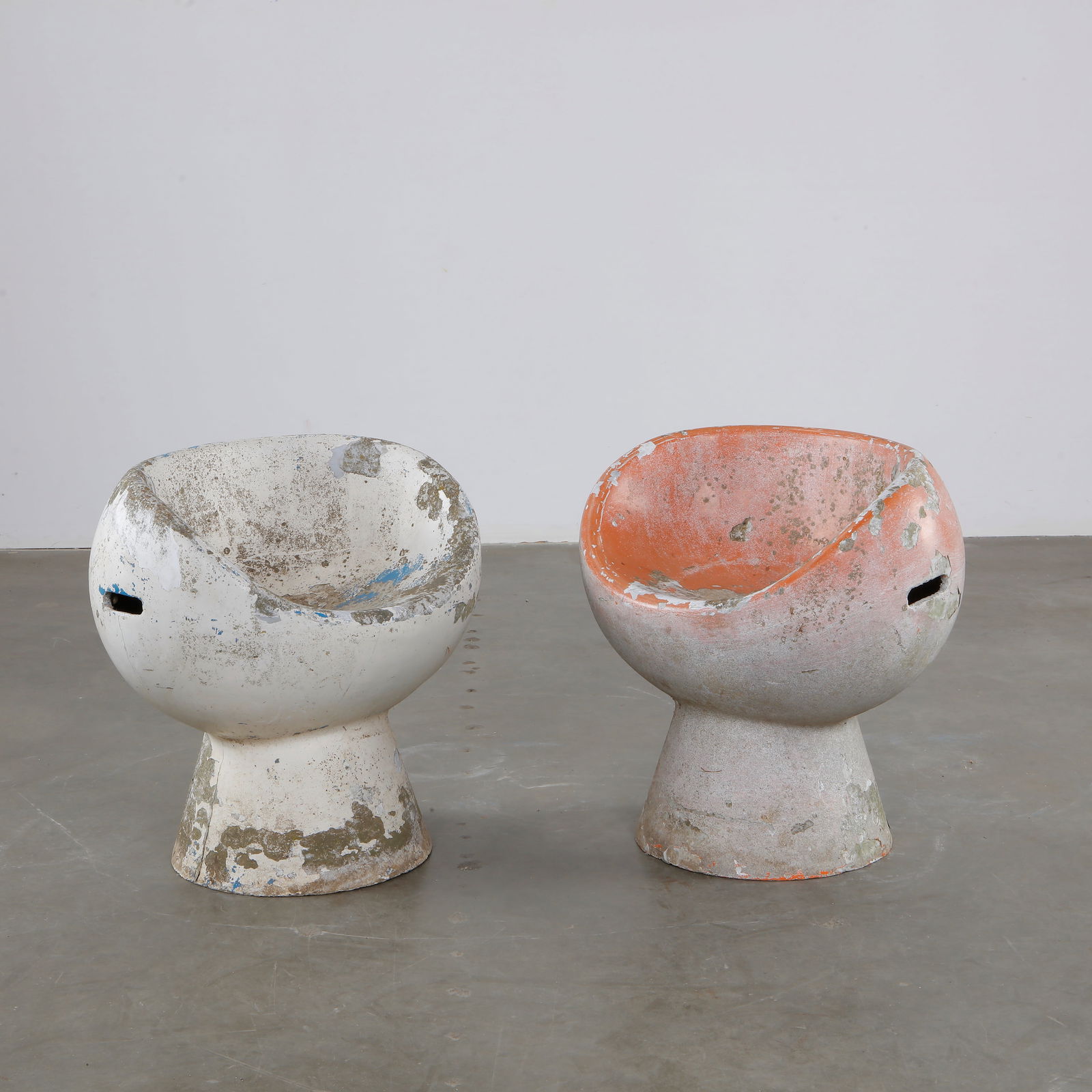 Pair of Willy Guh Pod Chairs, 1960s: By the mid-20th Century, Willy Guhl work marked a revolutionary moment in industrial design, defined by a distinctive style that continues to resonate across generations. True to both form and