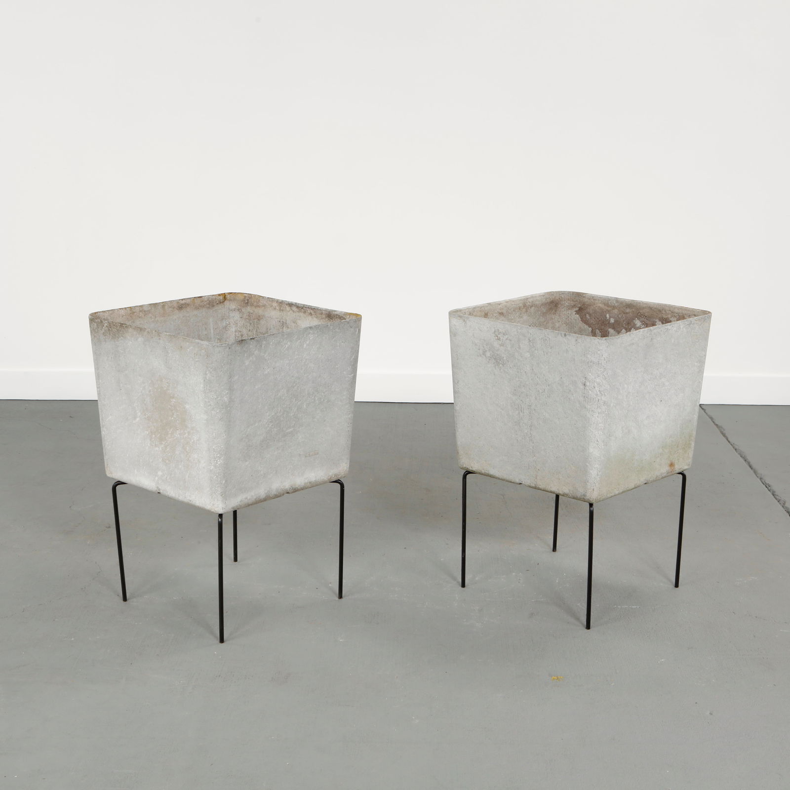 Willy Guhl, Pair of Square Planters on Stands, 1960s (1 of 16)