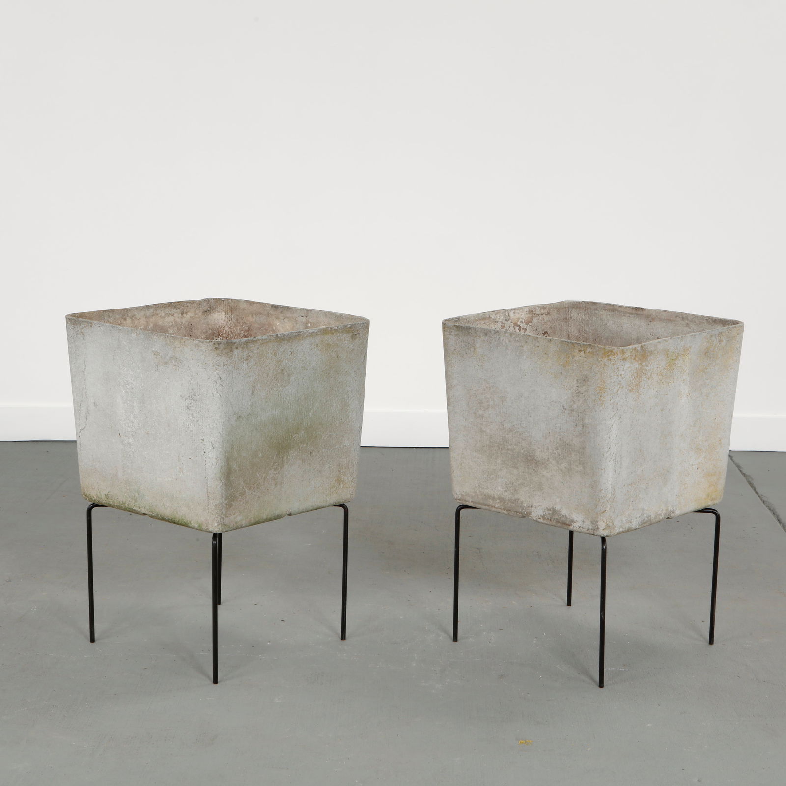 Willy Guhl, Pair of Square Planters on Stands, 1960s (1 of 17)