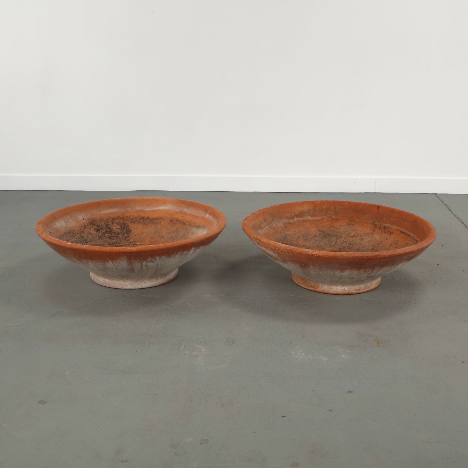 Pair of Monumental Terracotta Garden Bowls, Southern Europe, 1960s (1 of 12)