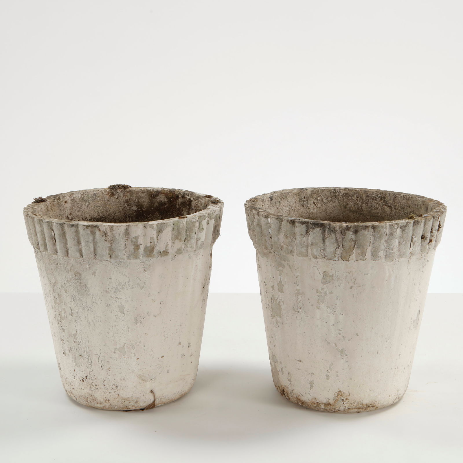 Willy Guhl, Pair of Small Round Planters, 1960s (1 of 13)