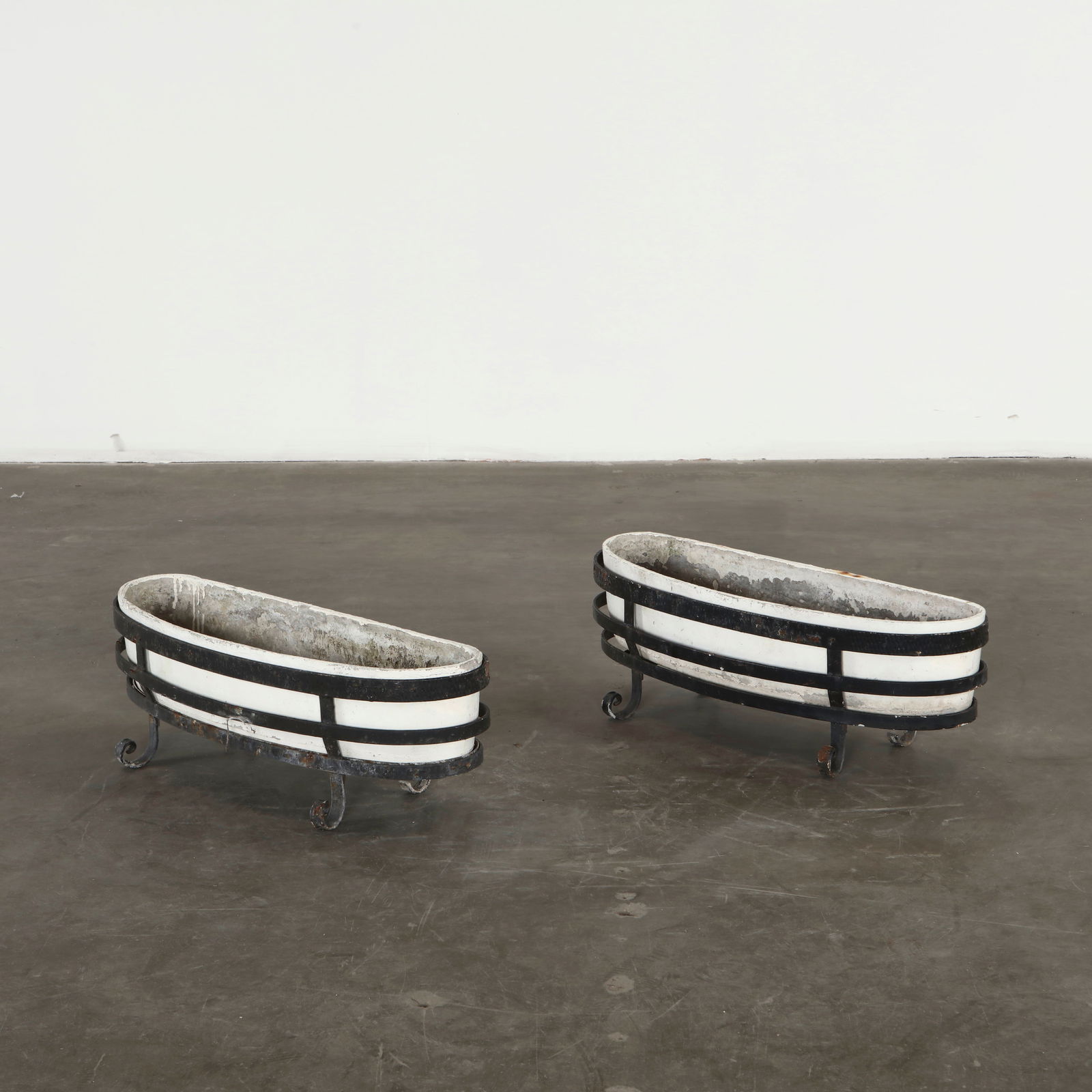 Pair of Concrete Planters on Stands, 1960s (1 of 13)