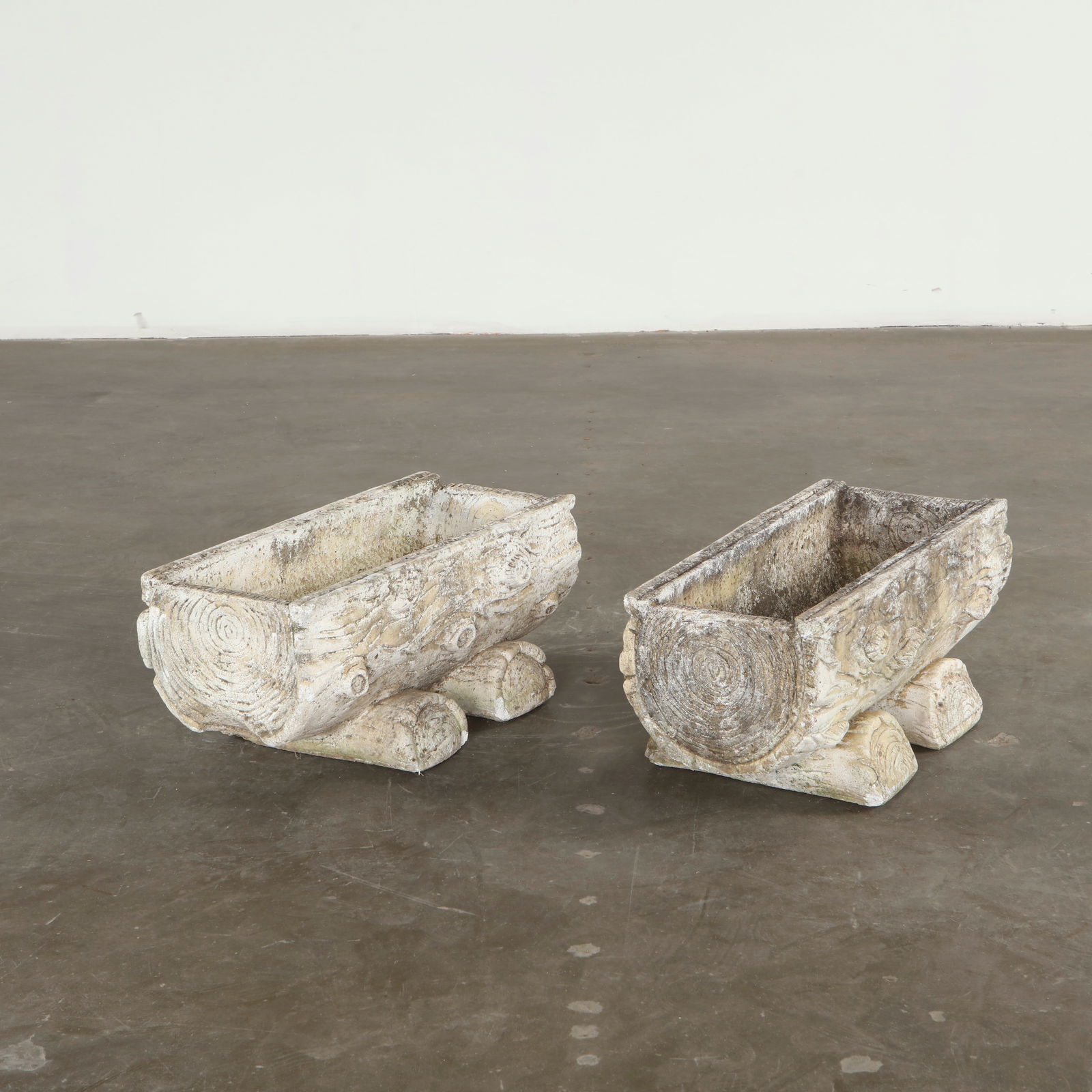 Pair of Faux Bois Trunk Planters, 1960s (1 of 17)